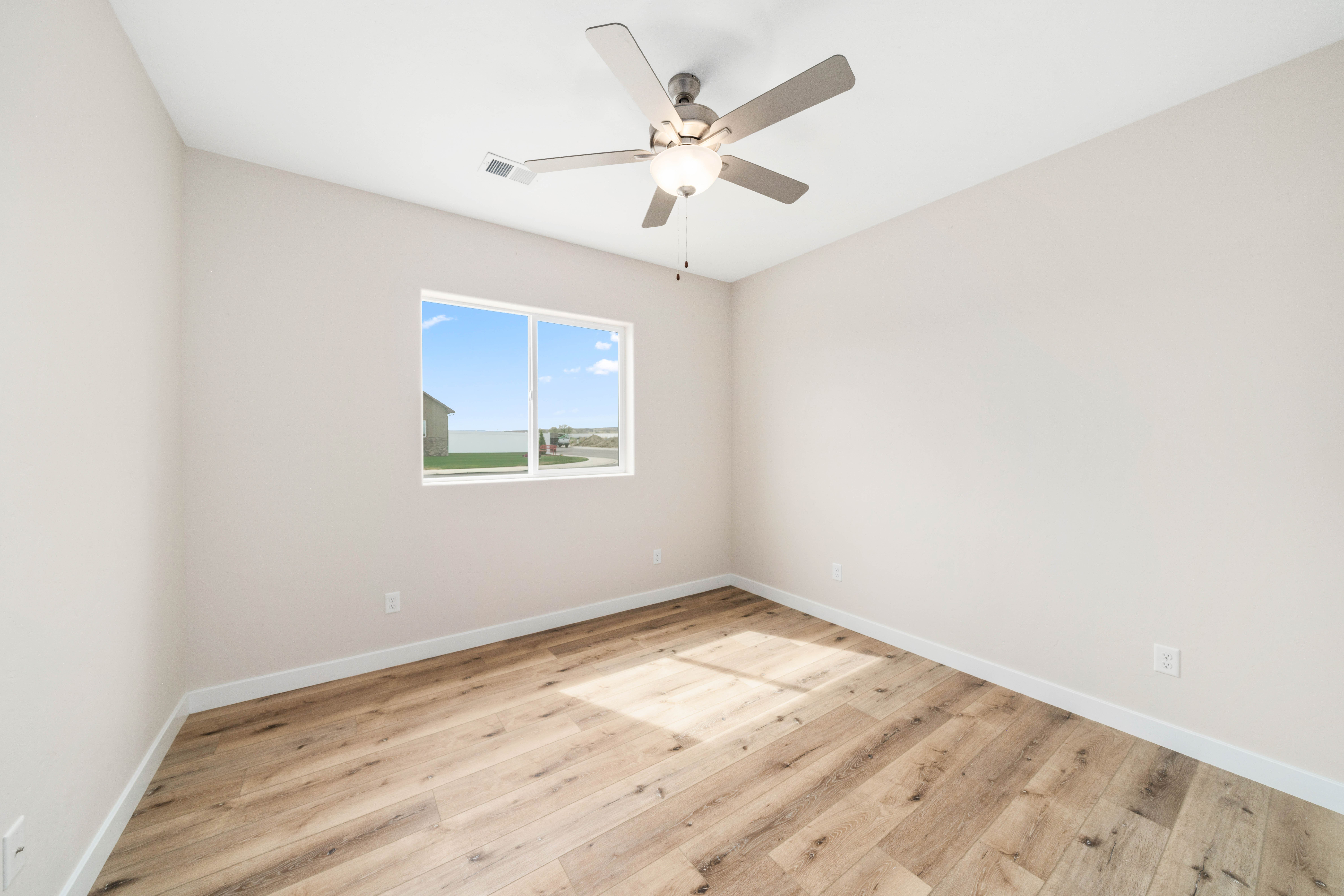  Brand New Home in North Delta Community - 物件實景