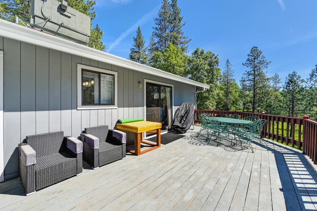 Foresthill, California, 95631, United States, 3 Bedrooms Bedrooms, ,2 BathroomsBathrooms,Residential,For Sale,1819375