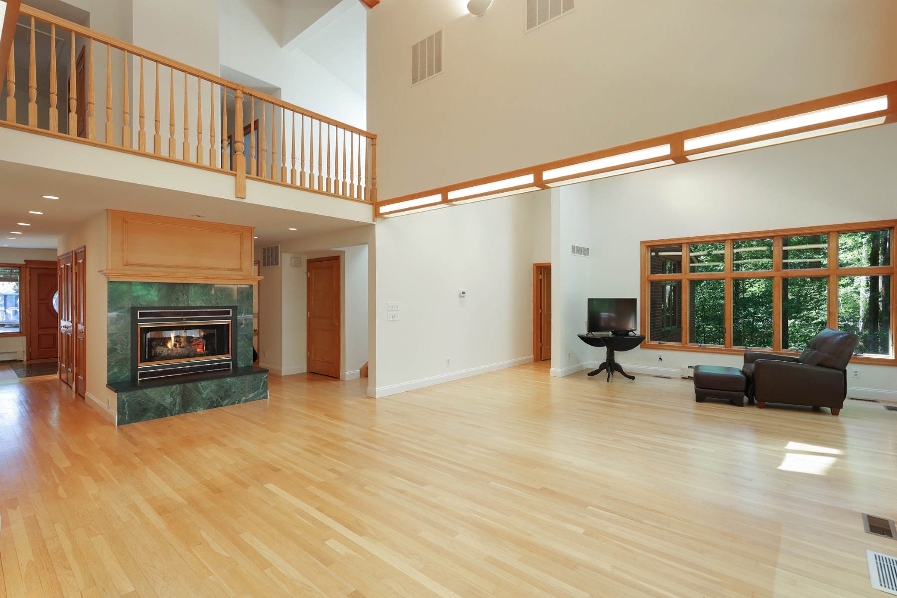  Custom Home Offers Space Versatility and Refined Comfort - 物件實景