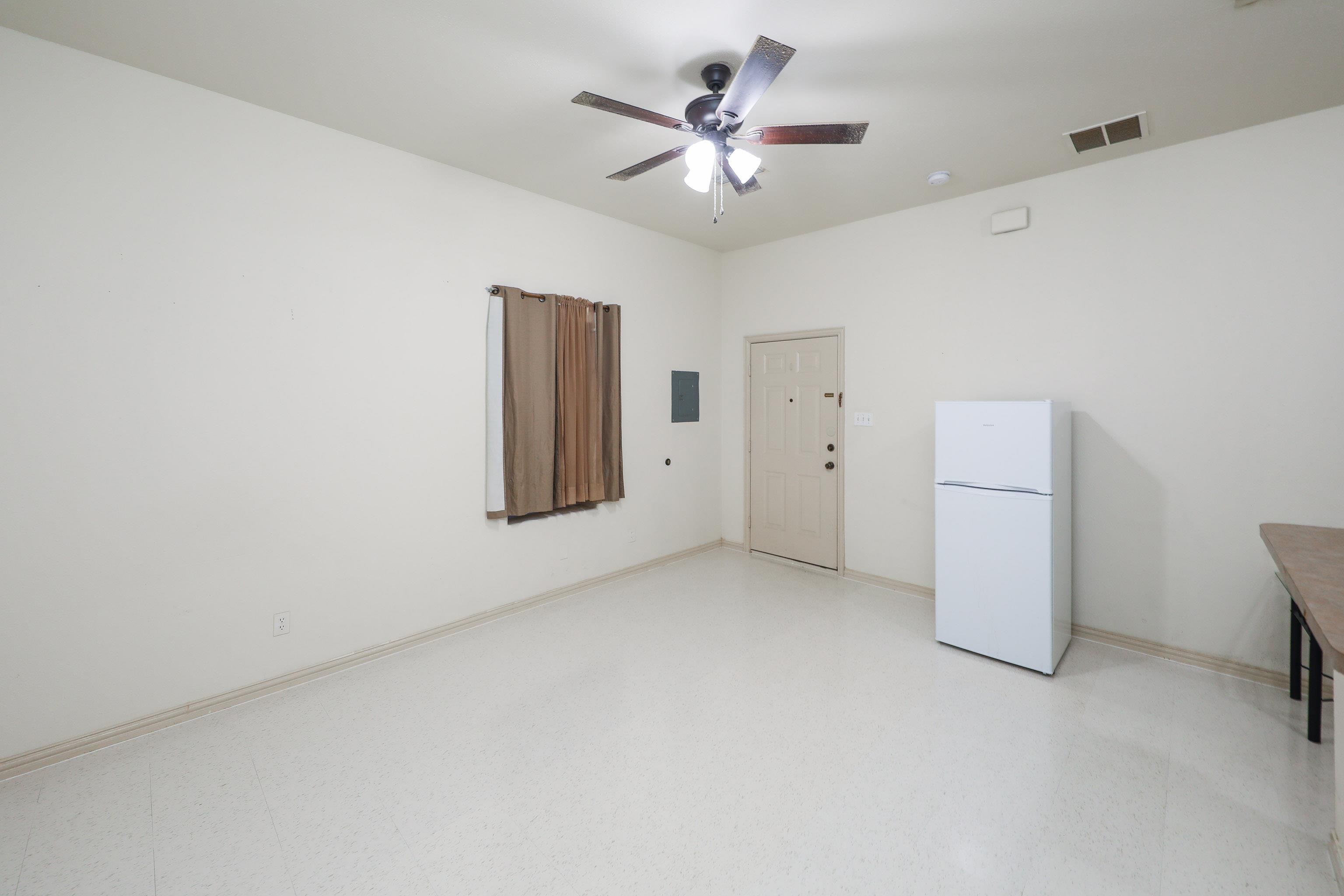 Laredo, Texas, 78040, United States, ,Residential,For Sale,1933495