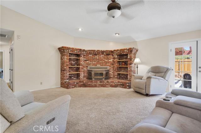 Apple Valley, California, 92307, United States, 4 Bedrooms Bedrooms, ,3 BathroomsBathrooms,Residential,For Sale,1919610