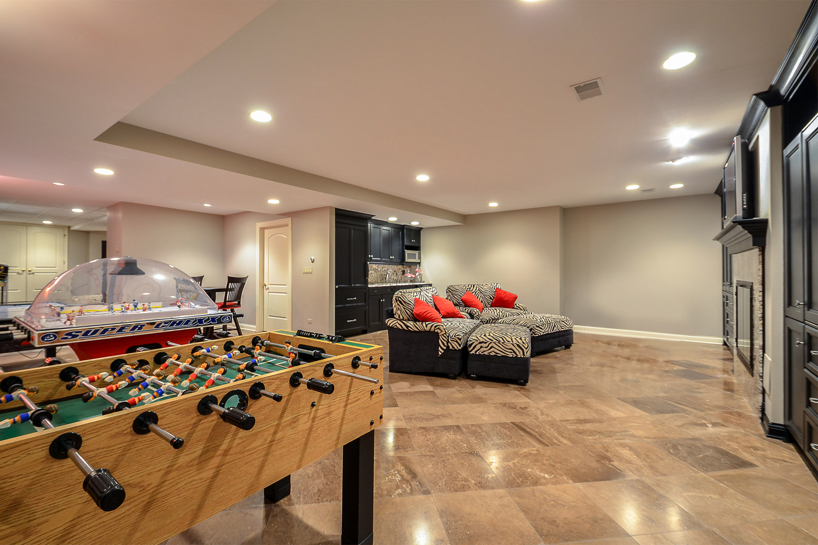 Inverness, Illinois, 60067, United States, 6 Bedrooms Bedrooms, ,10 BathroomsBathrooms,Residential,For Sale,1980609