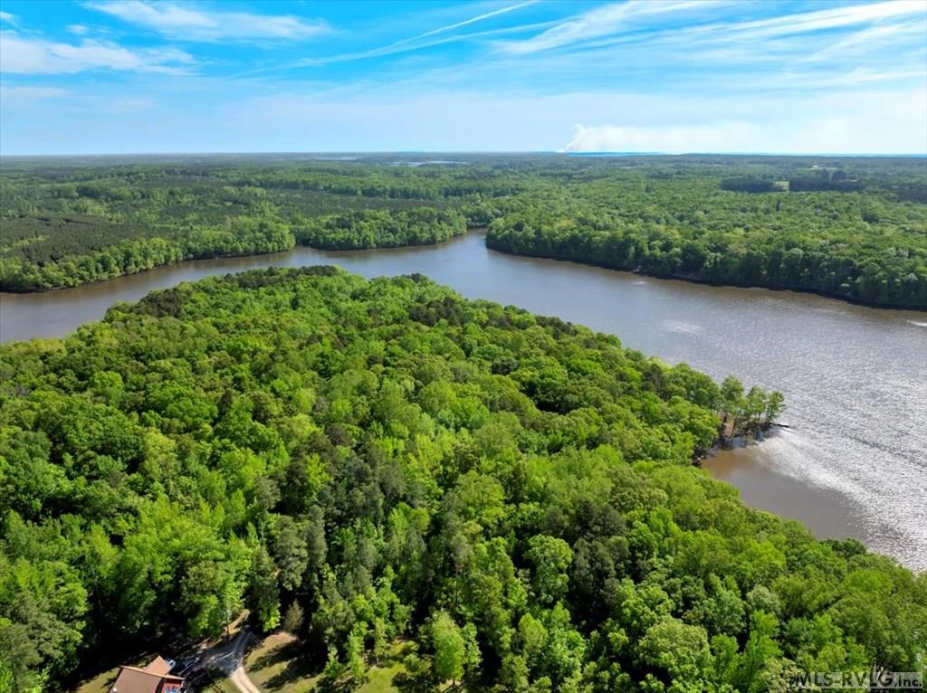 Clarksville, Virginia, 23927, United States, 3 Bedrooms Bedrooms, ,2 BathroomsBathrooms,Residential,For Sale,1805188