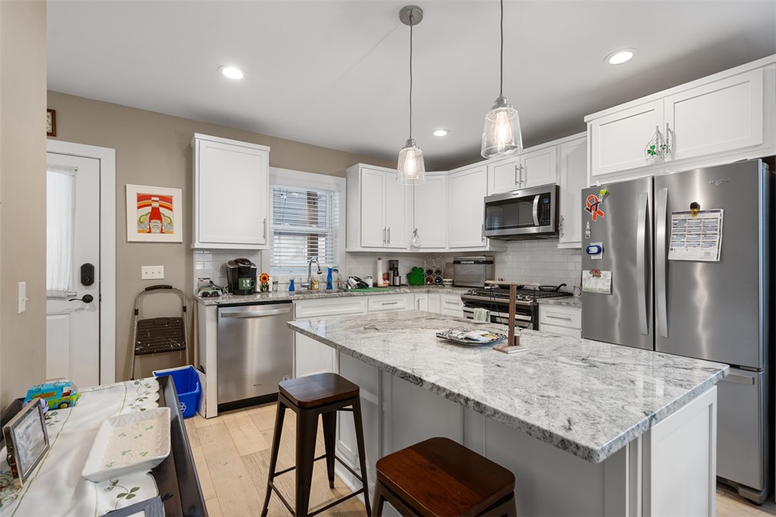 Lawrenceville, Pennsylvania, 15201, United States, ,Residential,For Sale,1988380