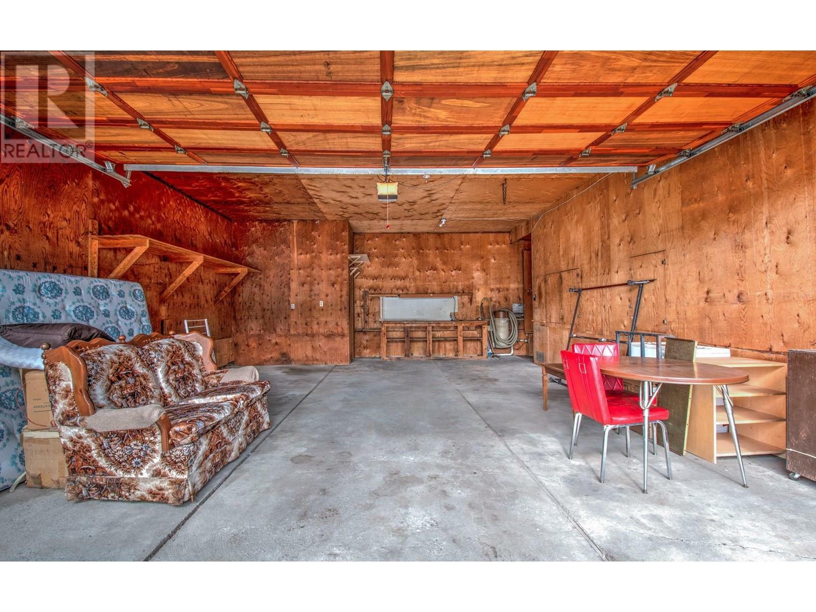 VERNON, British Columbia, V1B 3R3, CA, 3 Bedrooms Bedrooms, ,1 BathroomBathrooms,Residential,For Sale,1885937