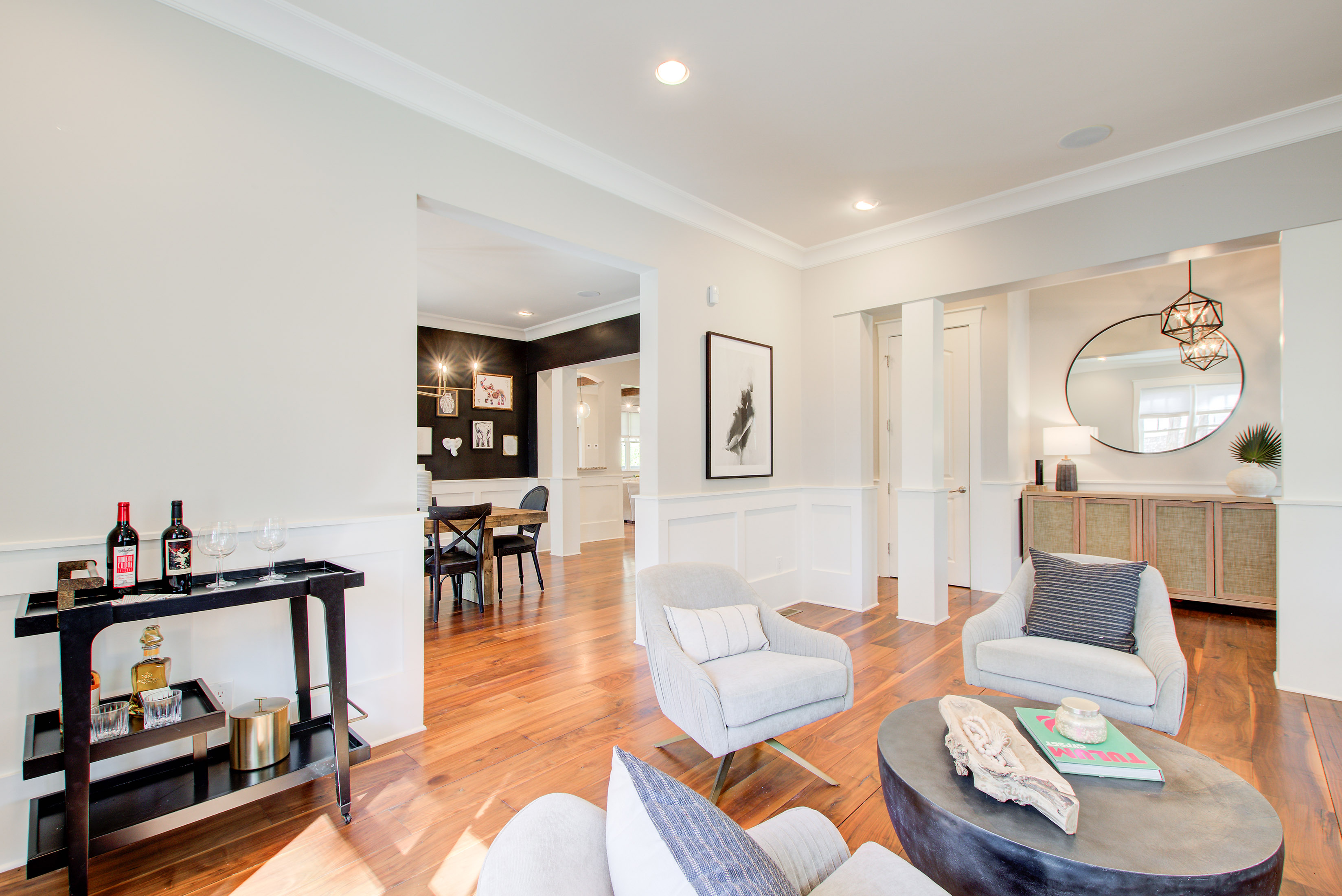  Exceptional Space and Craftsmanship in Custom Brookhaven Home - 物件實景