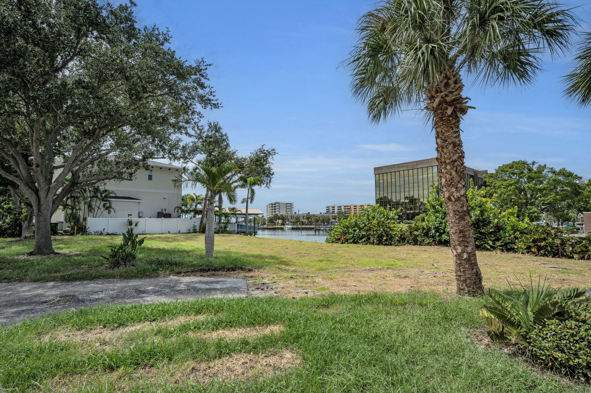 Tampa, Florida, 33609, United States, ,Land,For Sale,1976610