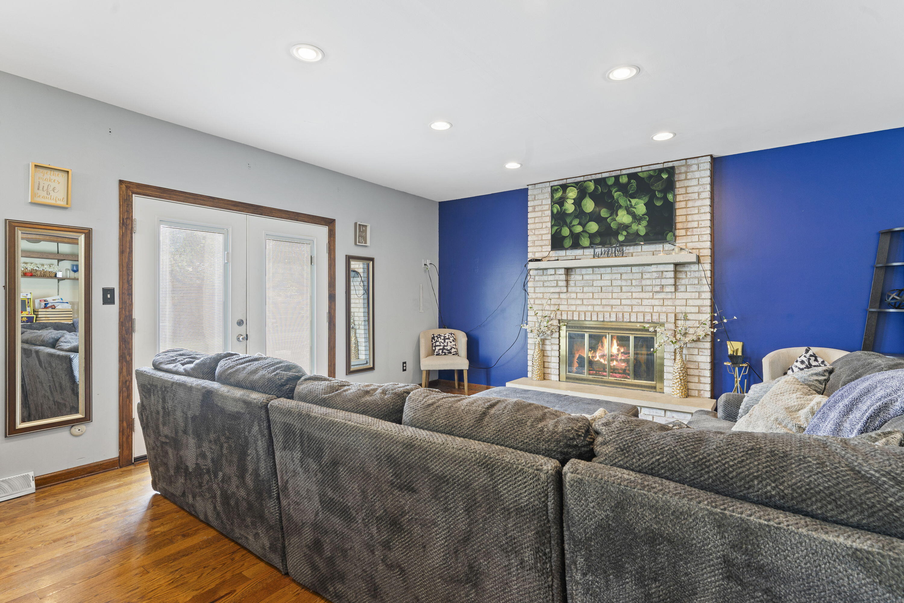 Munster, Indiana, 46321, United States, 4 Bedrooms Bedrooms, ,4 BathroomsBathrooms,Residential,For Sale,1957451