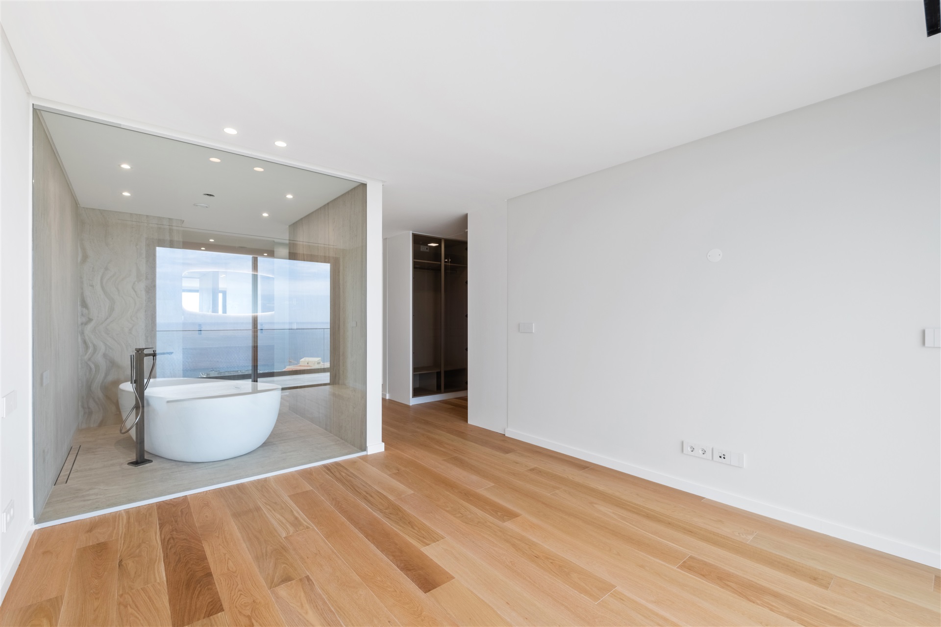  Flat, 4 bedrooms, for Sale - 物件實景