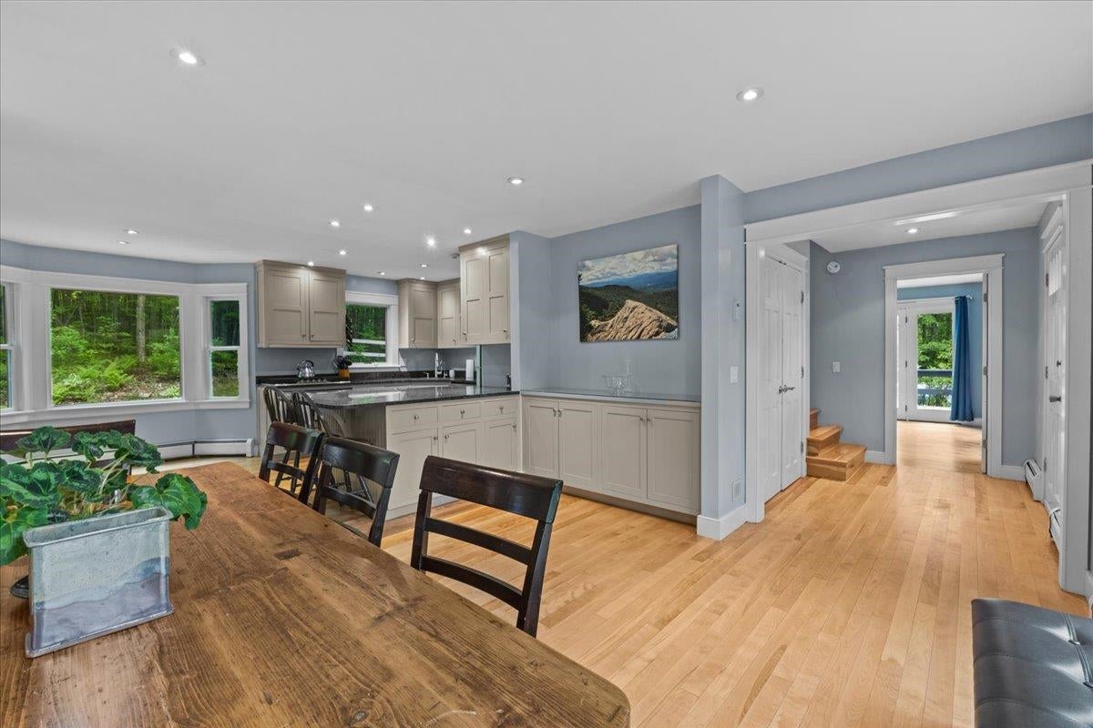 Stowe, Vermont, 05672, United States, 6 Bedrooms Bedrooms, ,4 BathroomsBathrooms,Residential,For Sale,1840743