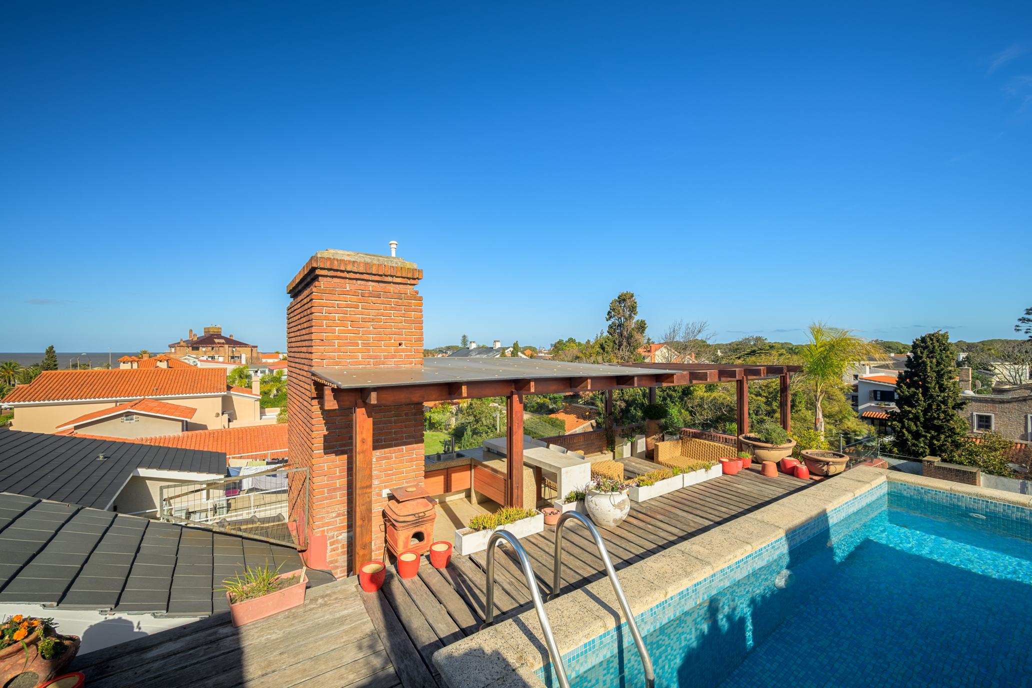  Exclusive Duplex Penthouse with Private Rooftop and Pool in Carrasco - 物件實景