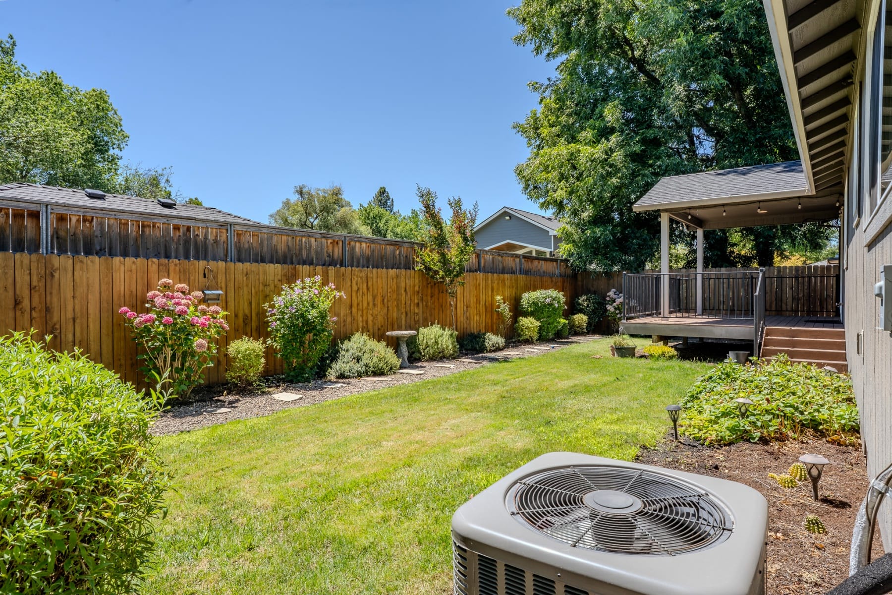  2196 Crestbrook Road Medford, OR 97504 - 物件實景