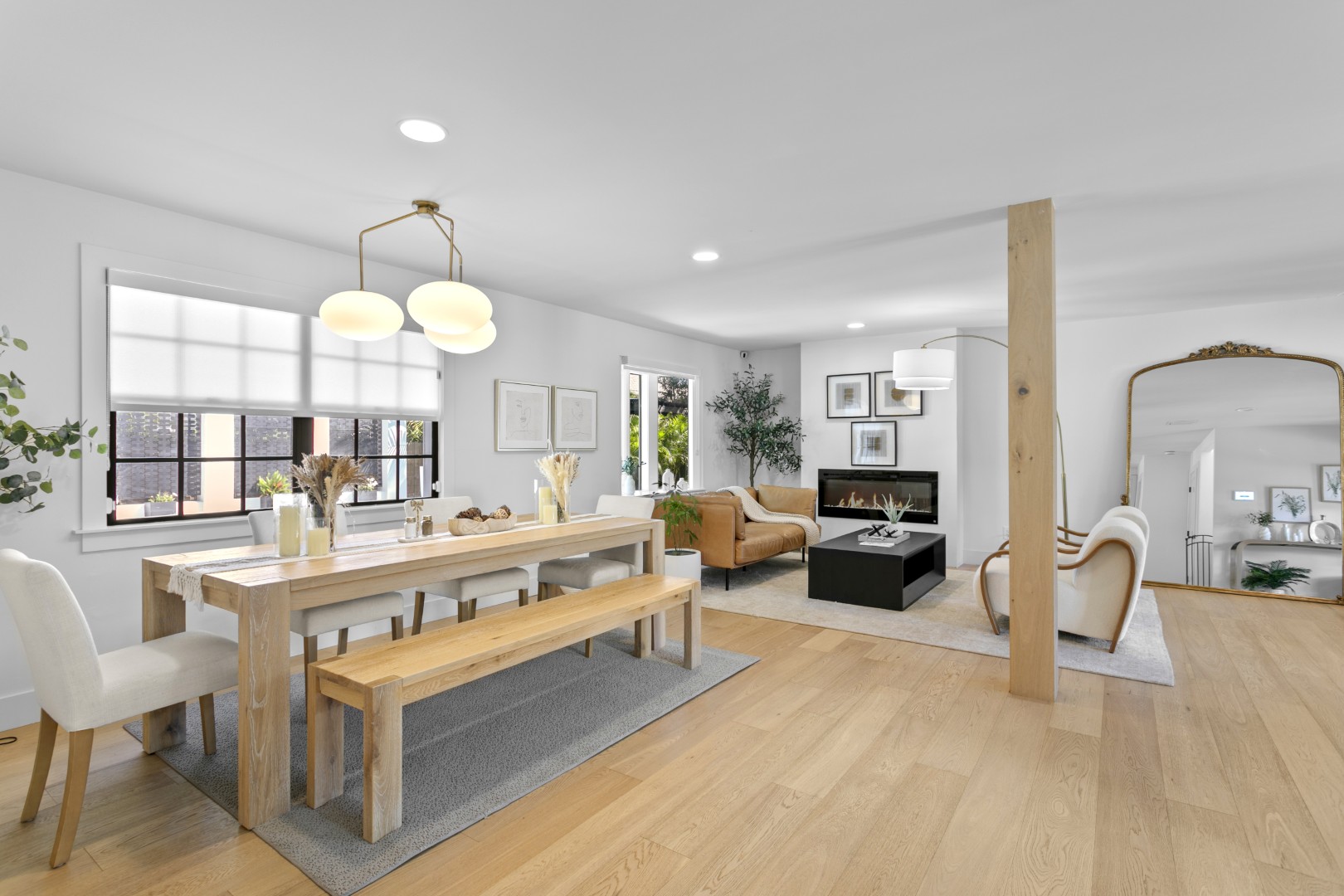 Tampa, Florida, 33629, United States, 4 Bedrooms Bedrooms, ,5 BathroomsBathrooms,Residential,For Sale,2010401