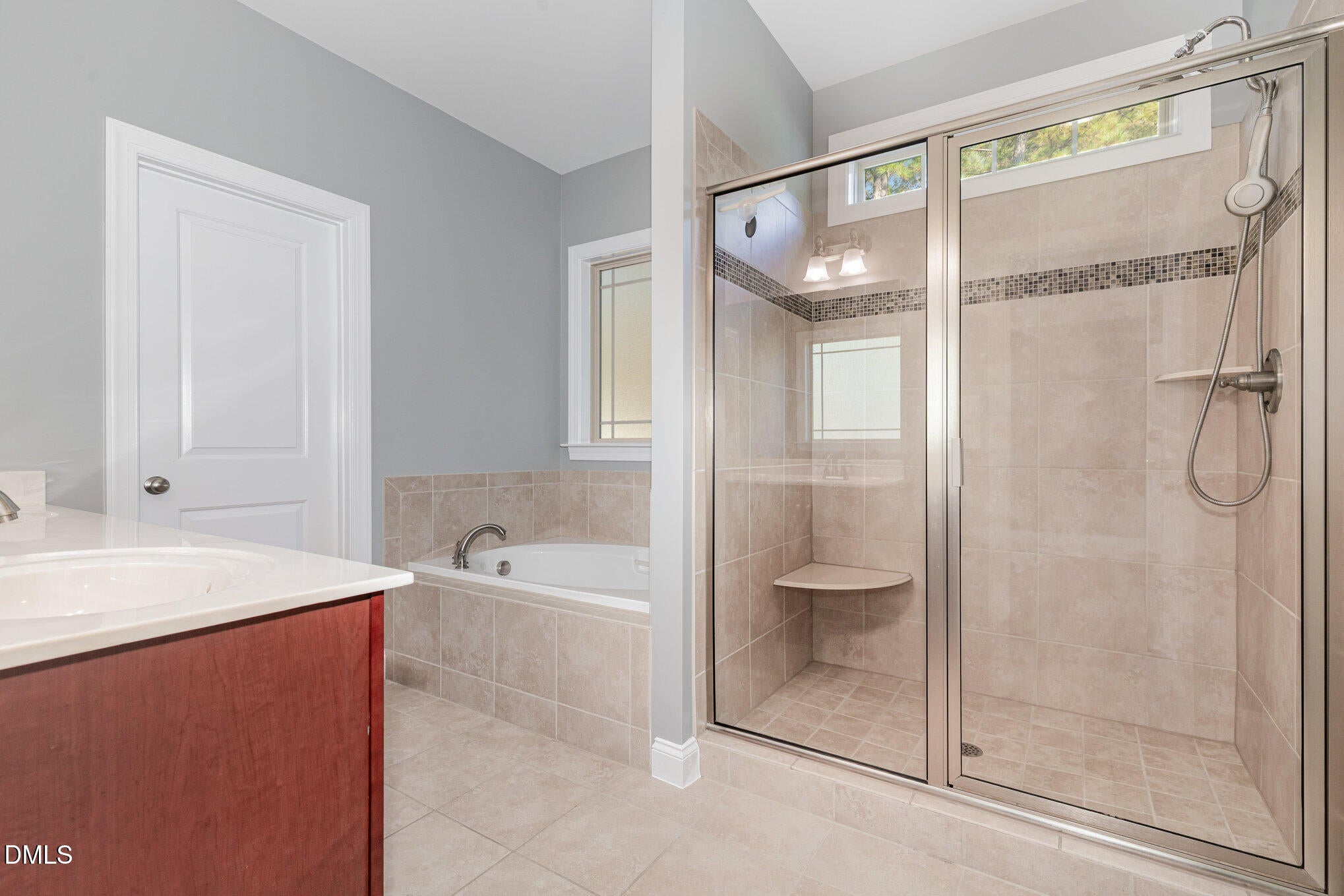 Clayton, North Carolina, 27520, United States, 4 Bedrooms Bedrooms, ,3 BathroomsBathrooms,Residential,For Sale,1989661