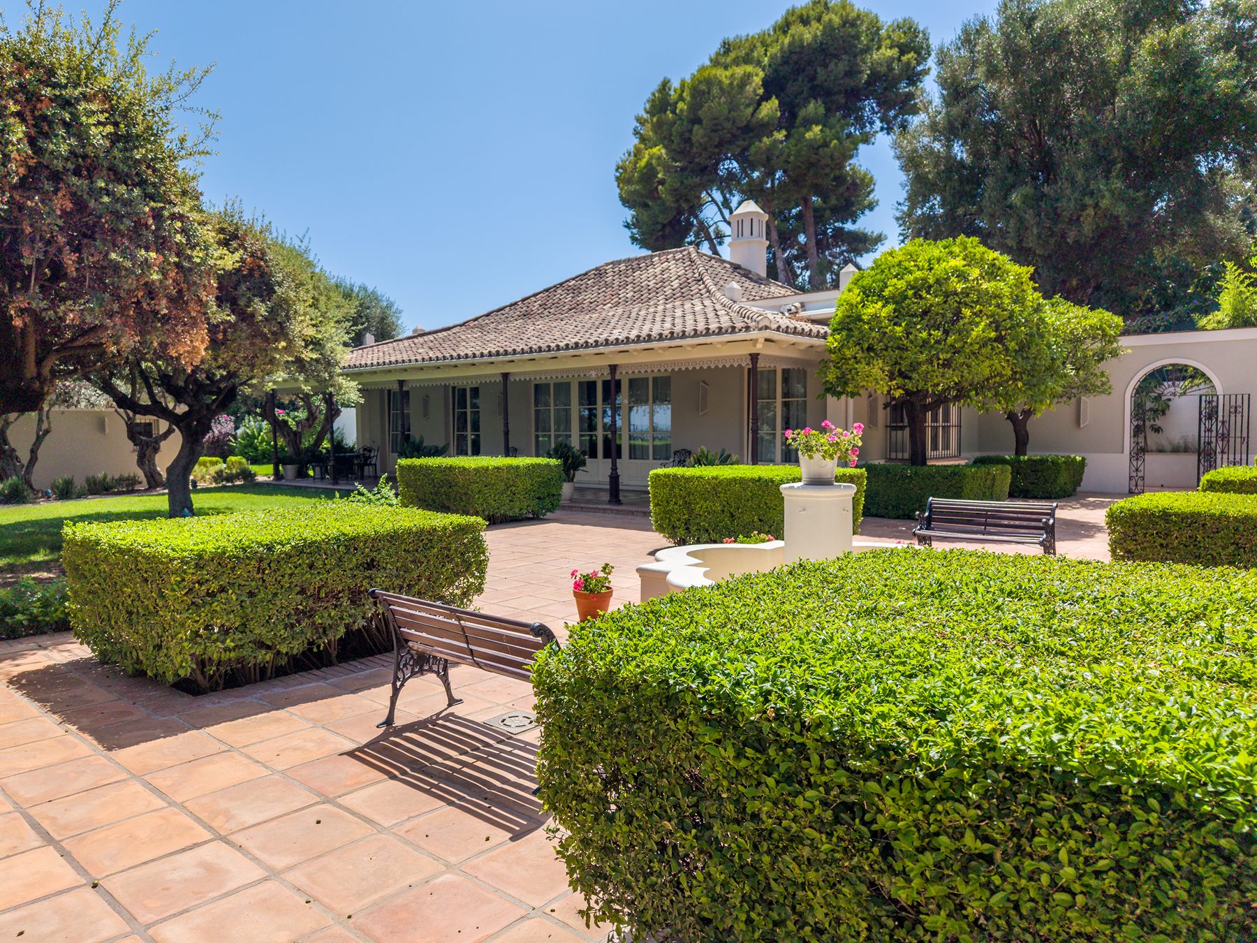  An exceptional family estate on Marbella