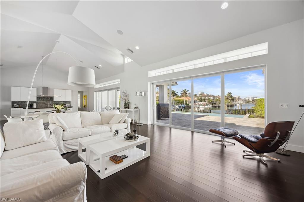 Naples, Florida, 34103, United States, 4 Bedrooms Bedrooms, ,4 BathroomsBathrooms,Residential,For Sale,1994421