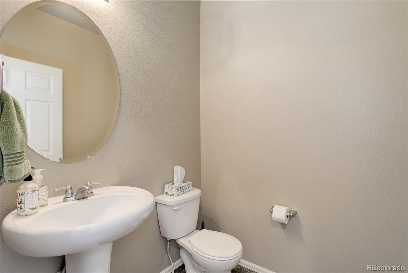 Brighton, Colorado, 80601, United States, 4 Bedrooms Bedrooms, ,3 BathroomsBathrooms,Residential,For Sale,1828508