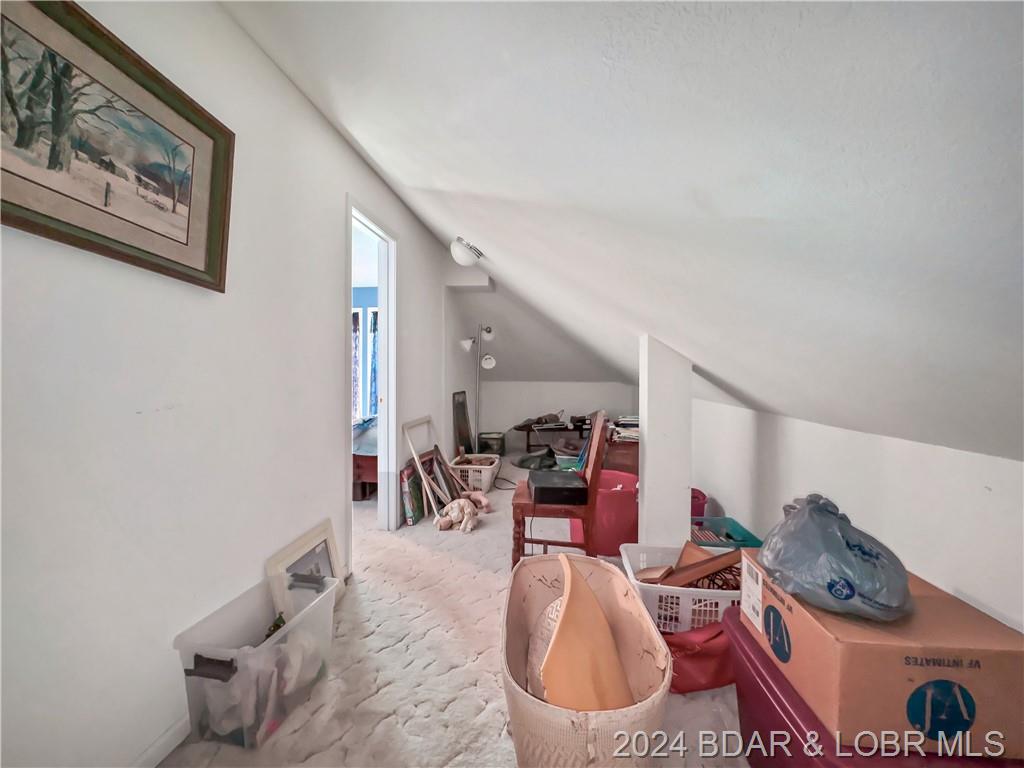 Camdenton, Missouri, 65020, United States, 5 Bedrooms Bedrooms, ,5 BathroomsBathrooms,Residential,For Sale,1850367