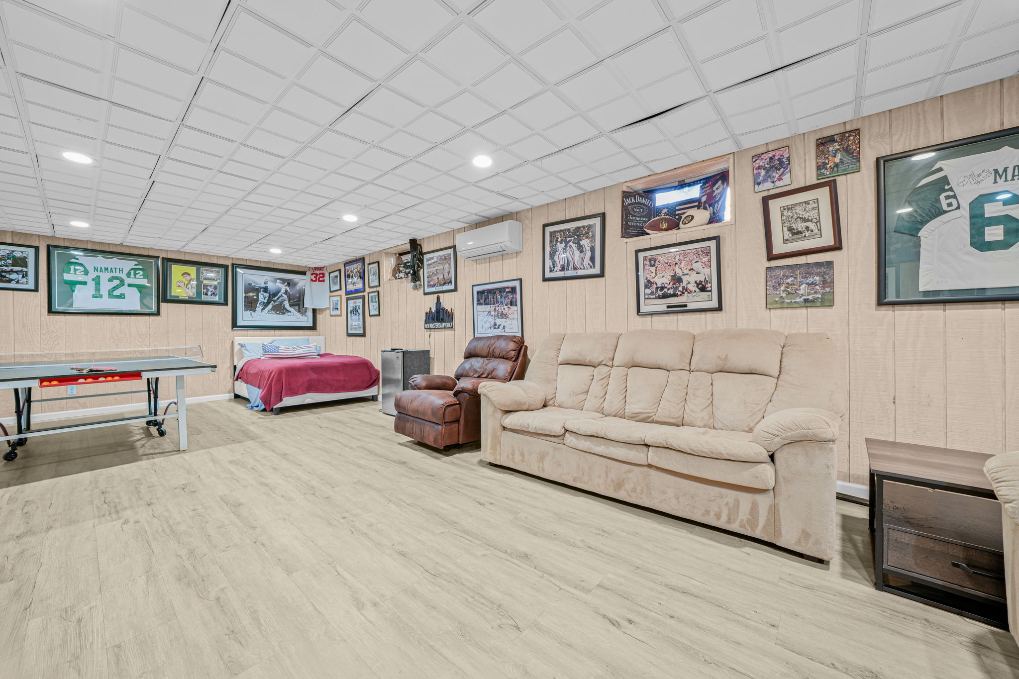 Montville, New Jersey, 07045, United States, 4 Bedrooms Bedrooms, ,3 BathroomsBathrooms,Residential,For Sale,1978325