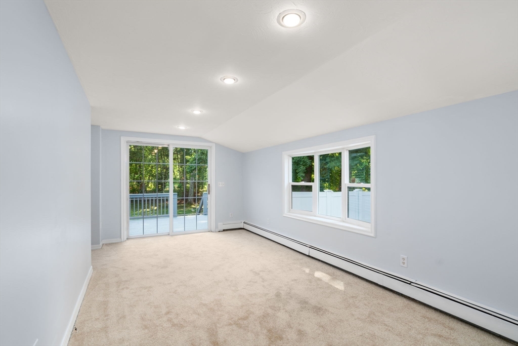 Norton, Massachusetts, 02766, United States, 3 Bedrooms Bedrooms, ,2 BathroomsBathrooms,Residential,For Sale,1925420