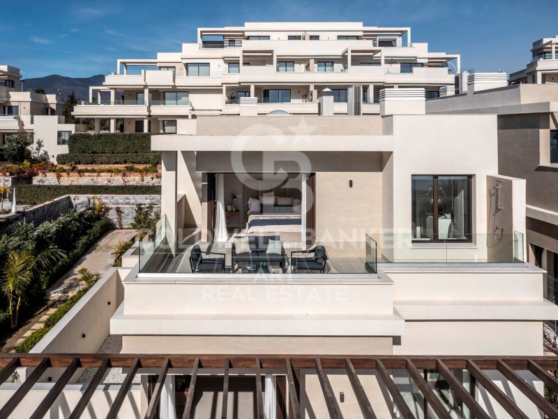 Estepona, Andalusia, ES, 4 Bedrooms Bedrooms, ,3 BathroomsBathrooms,Residential,For Sale,1805041