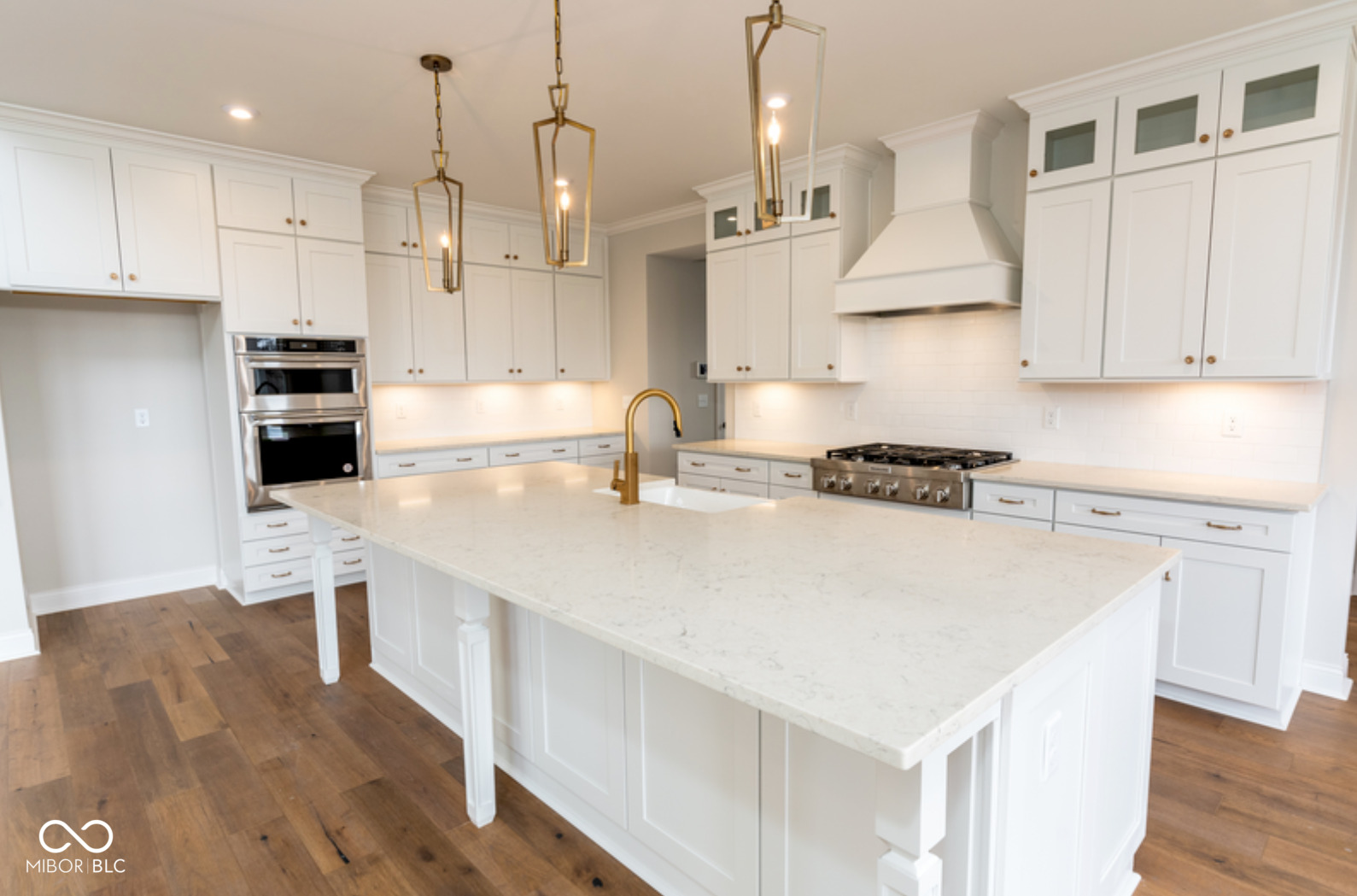 Fortville, Indiana, 46040, United States, 5 Bedrooms Bedrooms, ,5 BathroomsBathrooms,Residential,For Sale,1979044