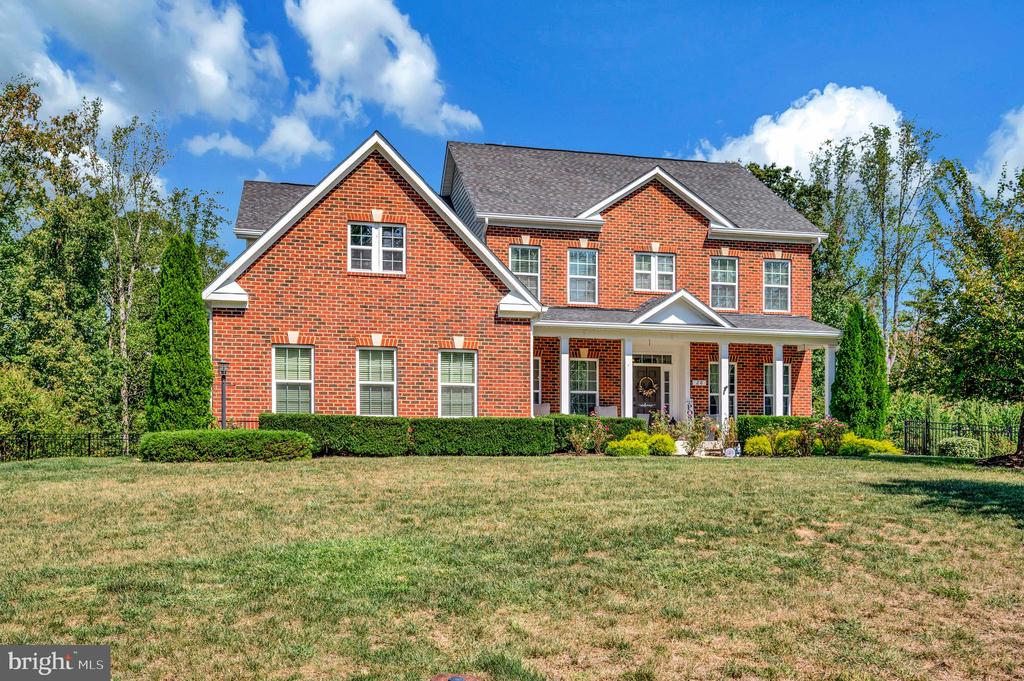 Fredericksburg, Virginia, 22406, United States, 5 Bedrooms Bedrooms, ,6 BathroomsBathrooms,Residential,For Sale,1981857