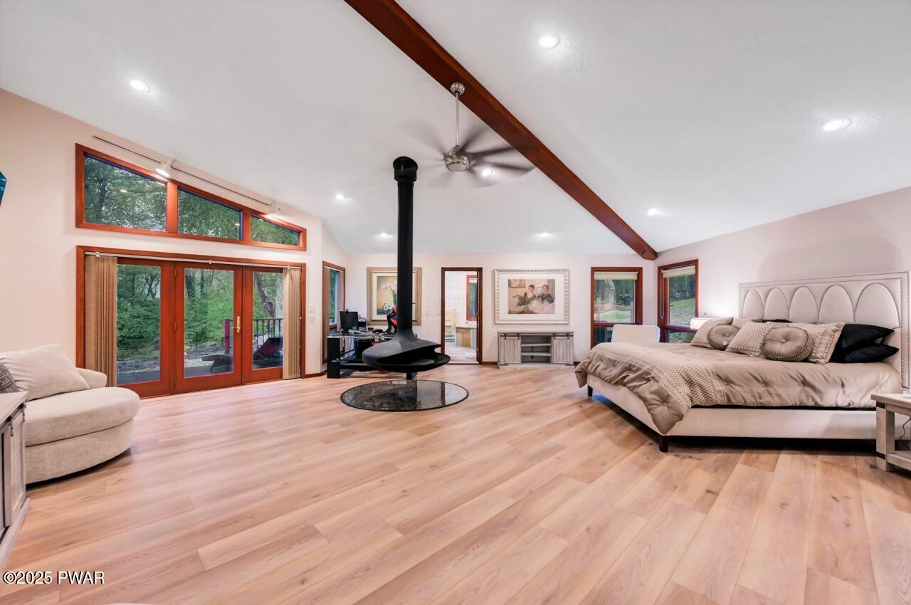 Hawley, Pennsylvania, 18428, United States, 3 Bedrooms Bedrooms, ,3 BathroomsBathrooms,Residential,For Sale,1937787