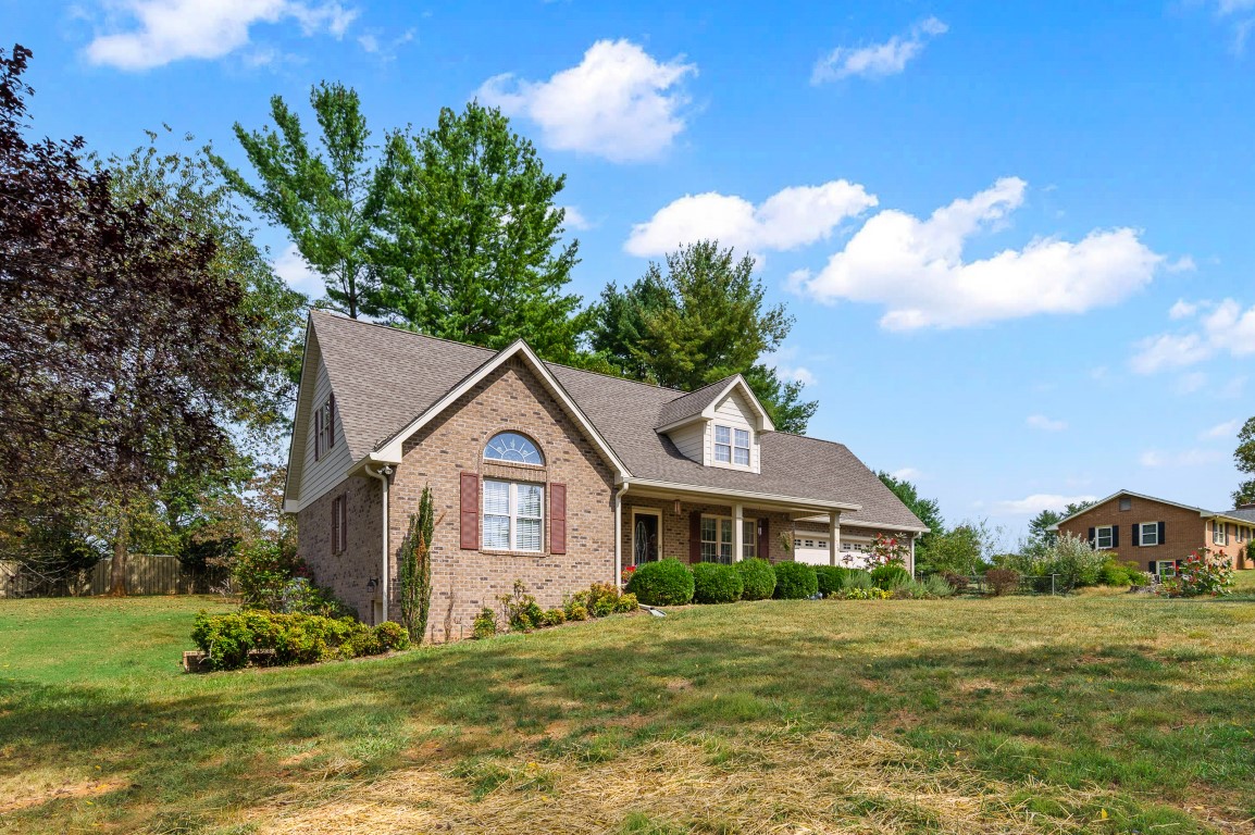 Bedford, Virginia, 24523, United States, 3 Bedrooms Bedrooms, ,3 BathroomsBathrooms,Residential,For Sale,1990224