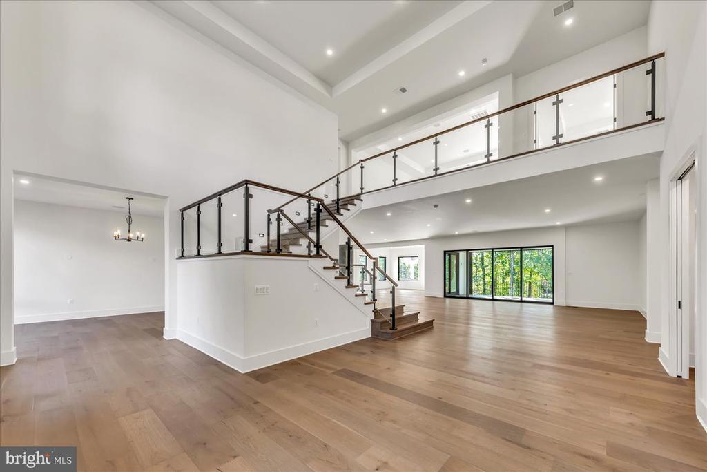 4616 Fairfax Manor Court, Chantilly, Virginia, 20151, United States, 4 Bedrooms Bedrooms, ,6 BathroomsBathrooms,Residential,For Sale,4616 Fairfax Manor Court,1430207