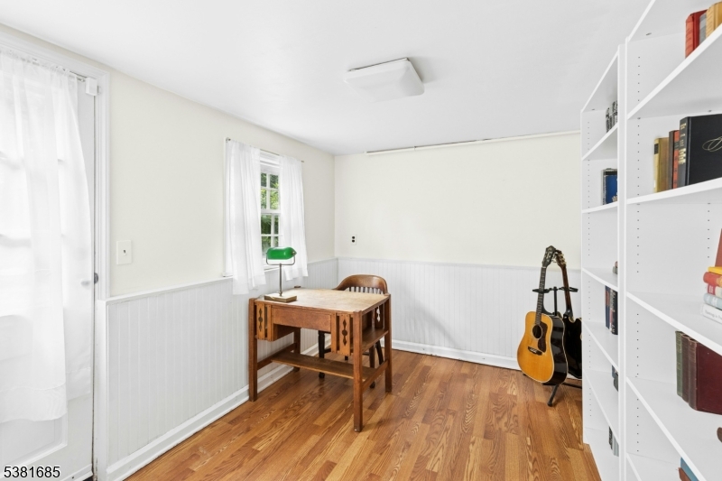 Cranford Twp., New Jersey, 07016, United States, 3 Bedrooms Bedrooms, ,2 BathroomsBathrooms,Residential,For Sale,1938829