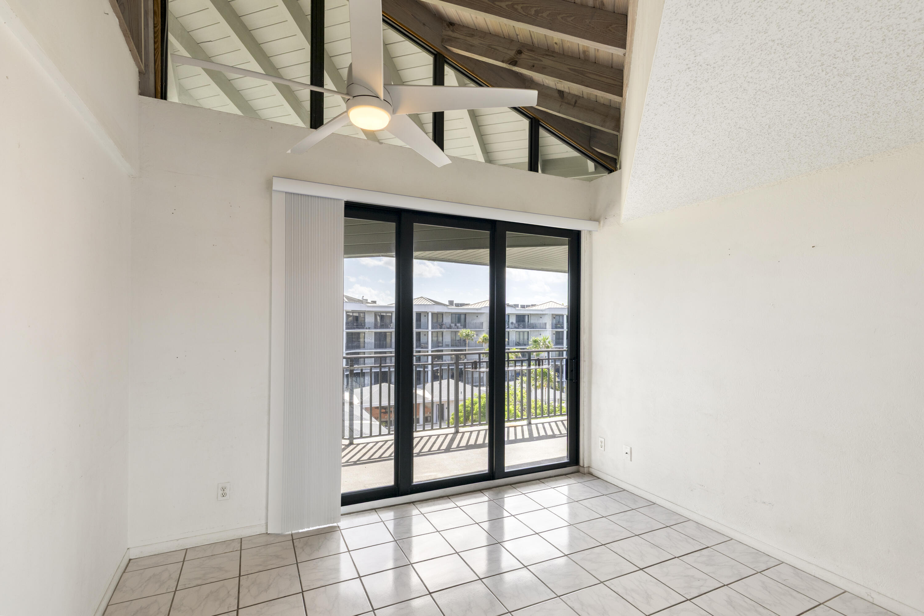 KEY WEST, Florida, 33040, United States, 2 Bedrooms Bedrooms, ,2 BathroomsBathrooms,Residential,For Sale,1821203