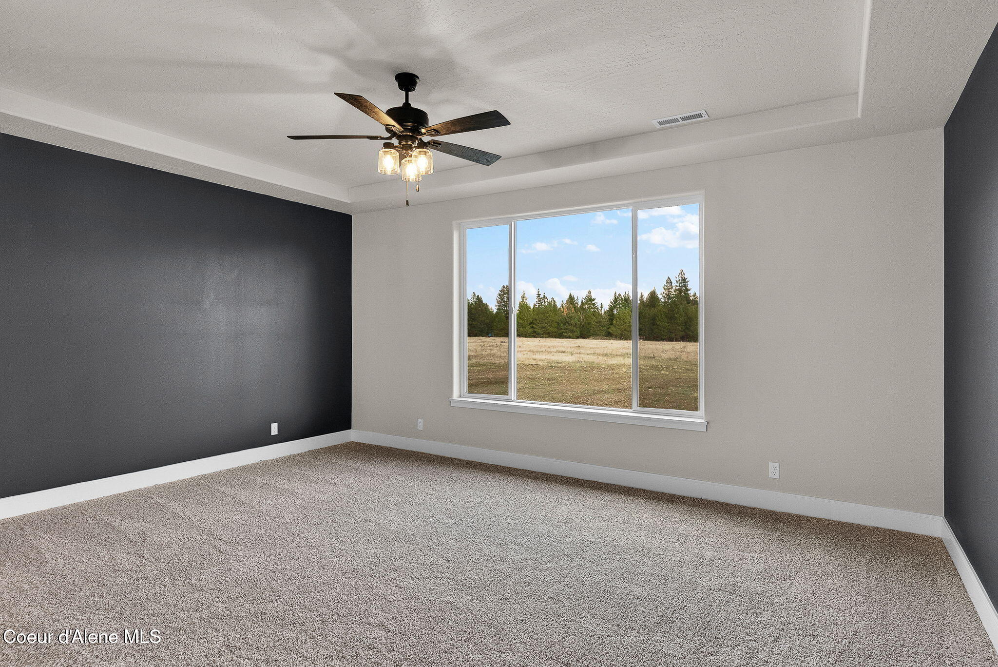 Rathdrum, Idaho, 83858, United States, 5 Bedrooms Bedrooms, ,1 BathroomBathrooms,Residential,For Sale,1989030