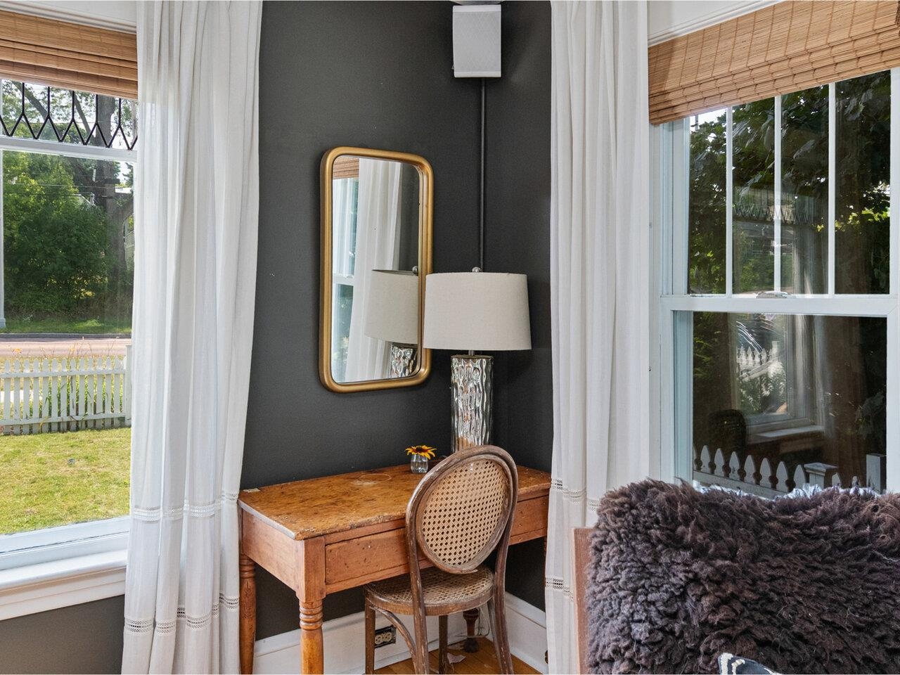 Burlington, Vermont, 05401, United States, 3 Bedrooms Bedrooms, ,2 BathroomsBathrooms,Residential,For Sale,1906339