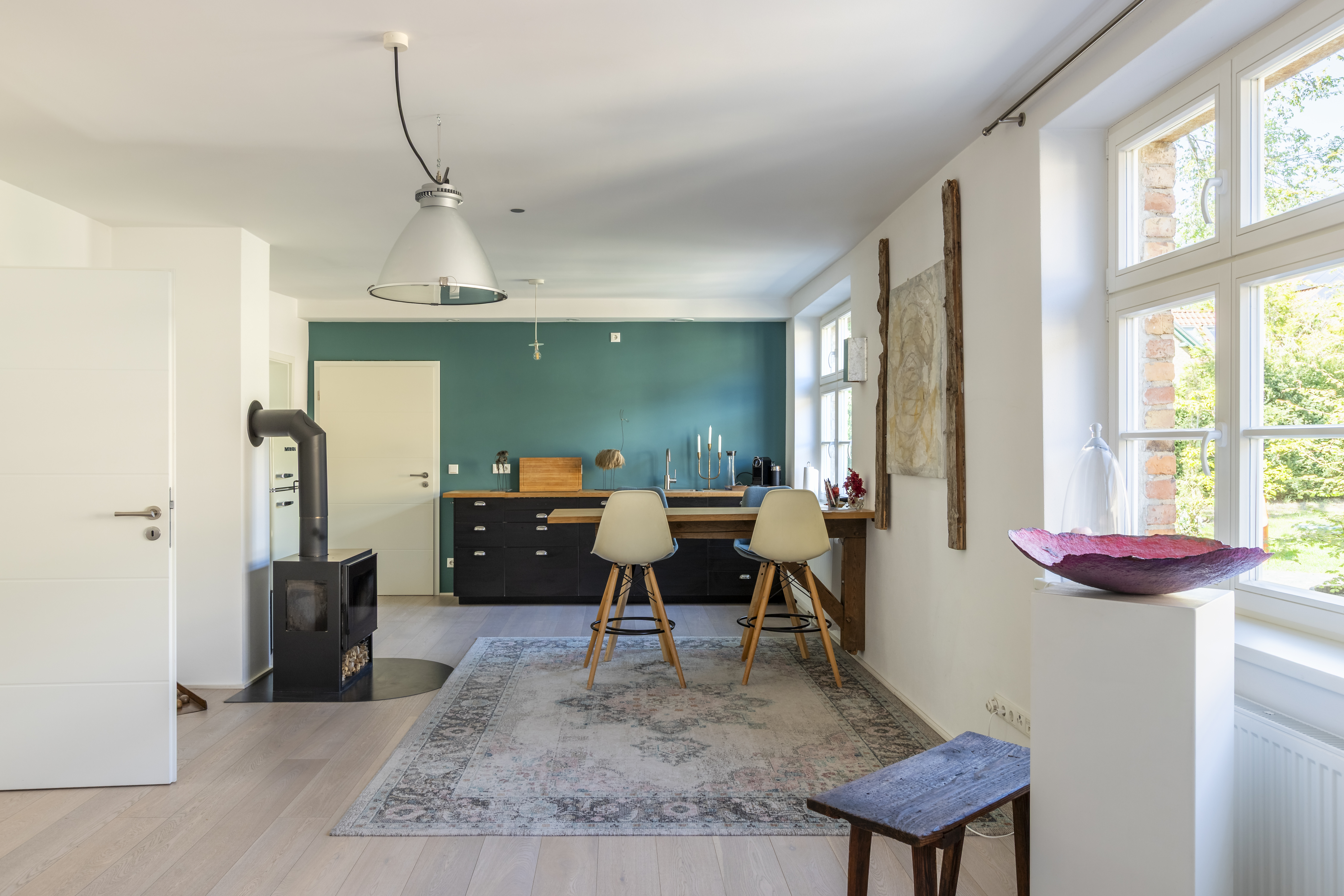  Historical School Reimagined – Exceptional Living with Architectural Depth - 物件實景