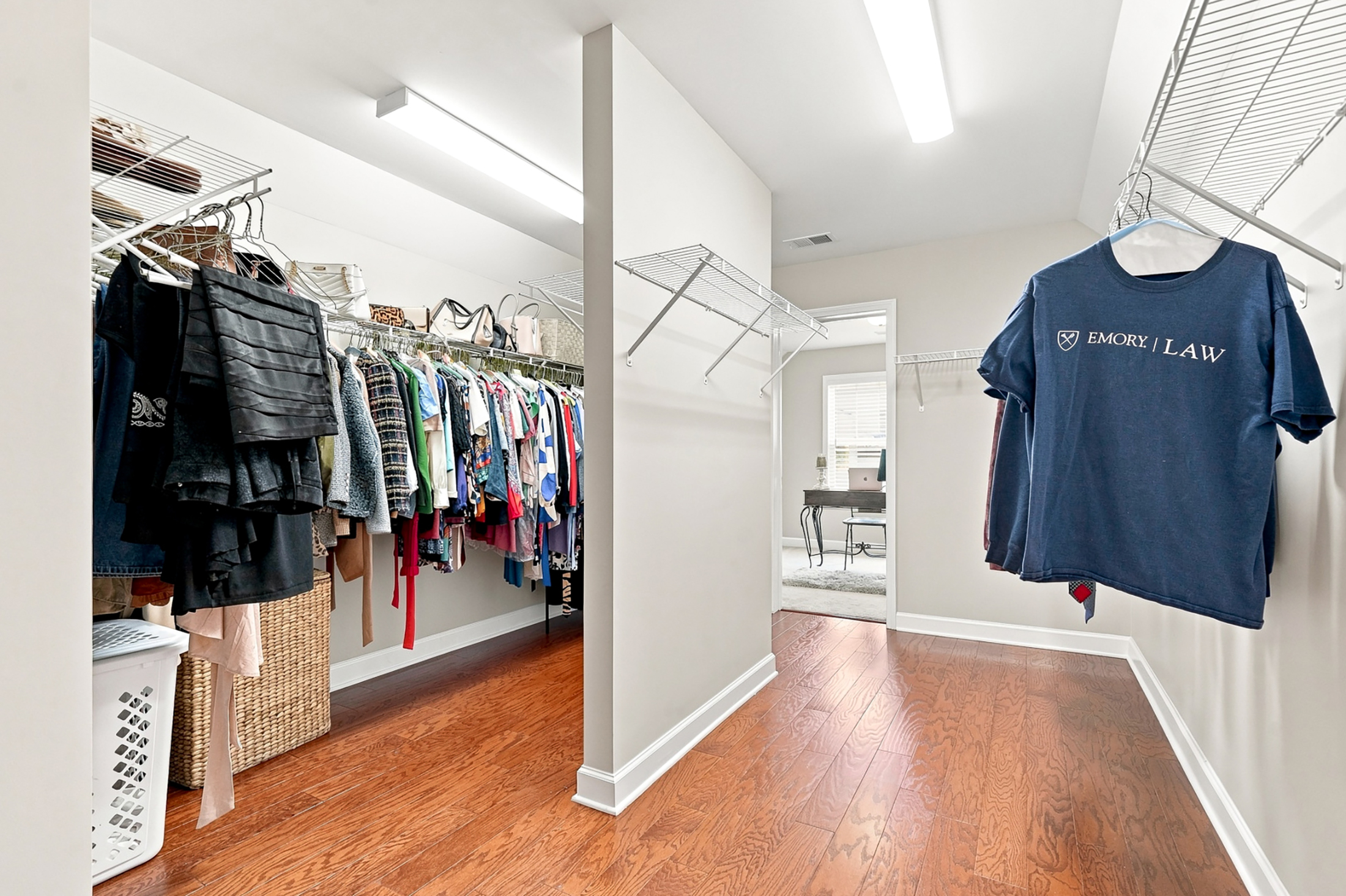  Exceptional Home in the Heart of Downtown Woodstock - 物件實景