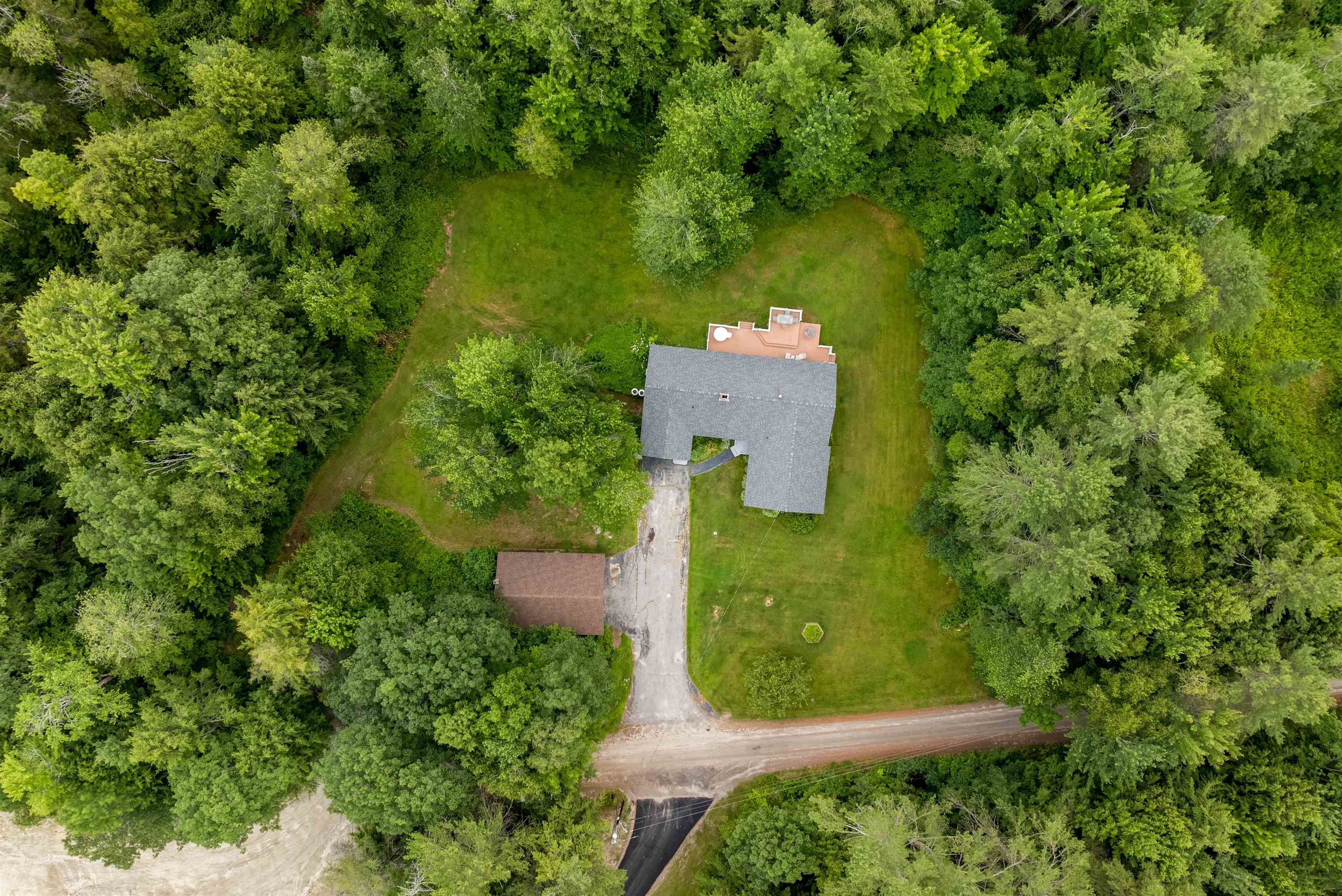 Newport, New Hampshire, 03773, United States, 4 Bedrooms Bedrooms, ,1 BathroomBathrooms,Residential,For Sale,1892643
