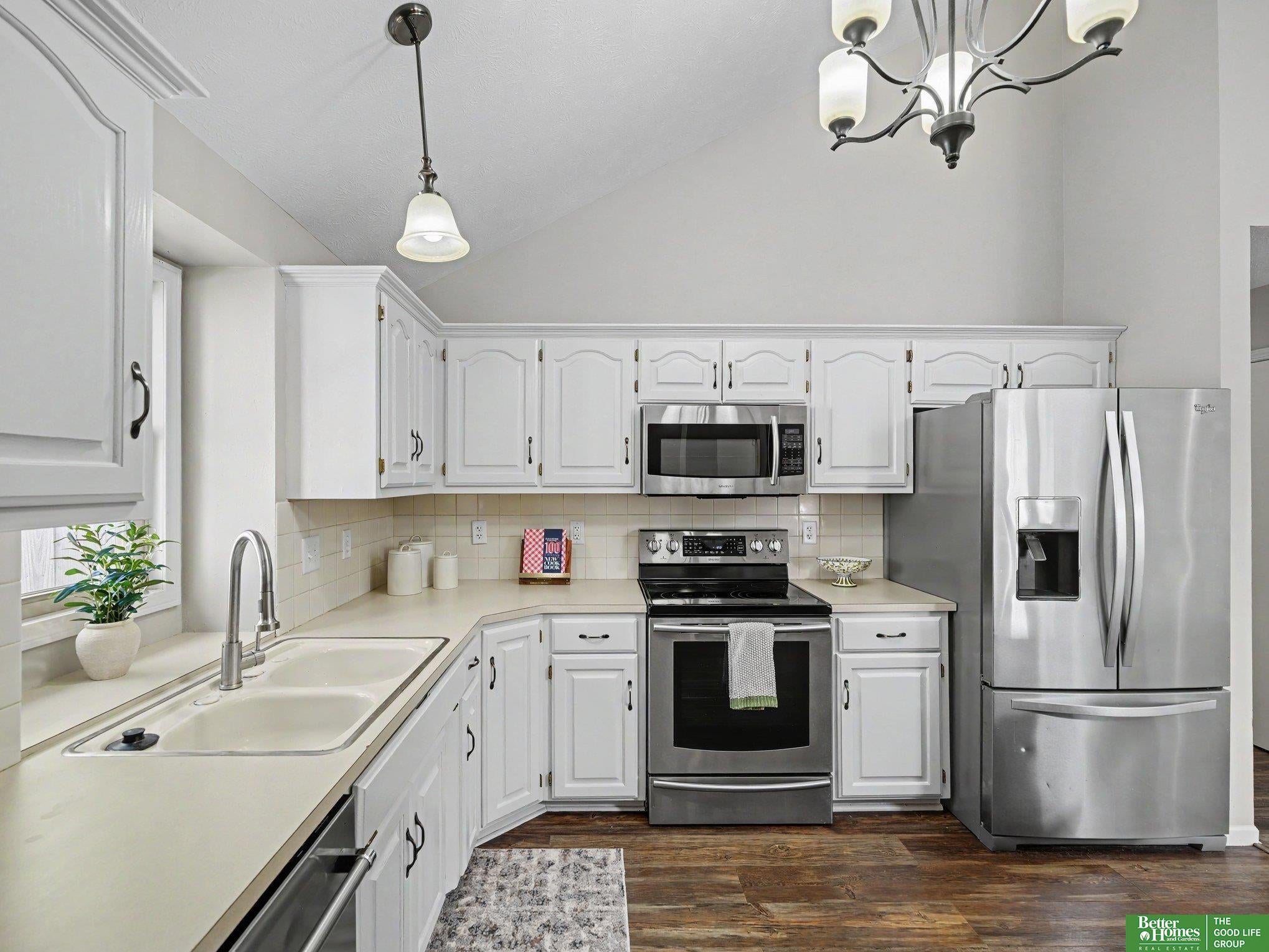 Walnut St, Omaha, NE 68106 #1