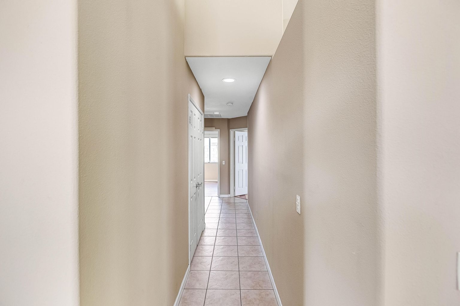 La Quinta, California, 92253, United States, 4 Bedrooms Bedrooms, ,2 BathroomsBathrooms,Residential,For Sale,1921262
