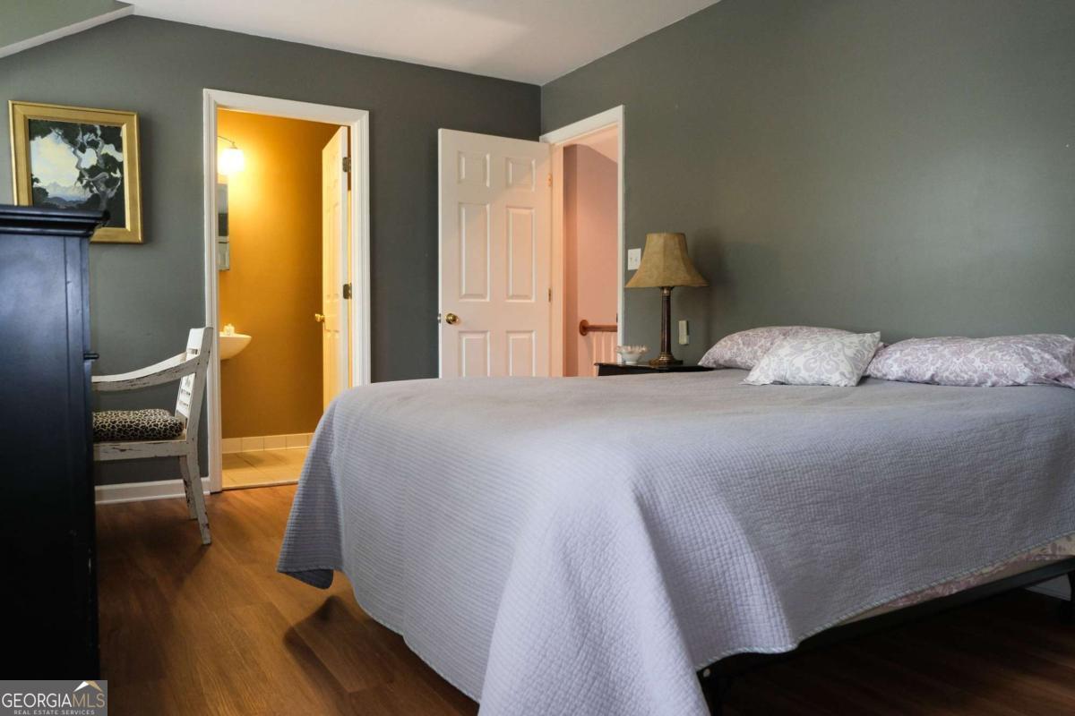 Watkinsville, Georgia, 30677, United States, 4 Bedrooms Bedrooms, ,6 BathroomsBathrooms,Residential,For Sale,1840600