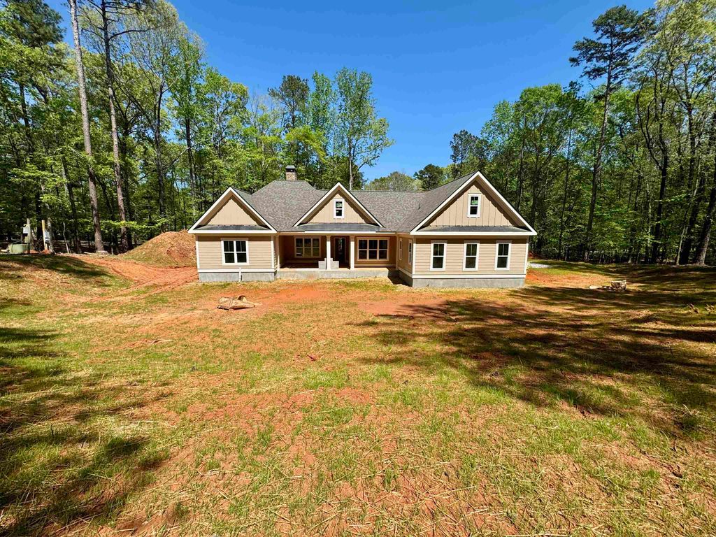 Greensboro, Georgia, 30642, United States, 5 Bedrooms Bedrooms, ,4 BathroomsBathrooms,Residential,For Sale,1766404