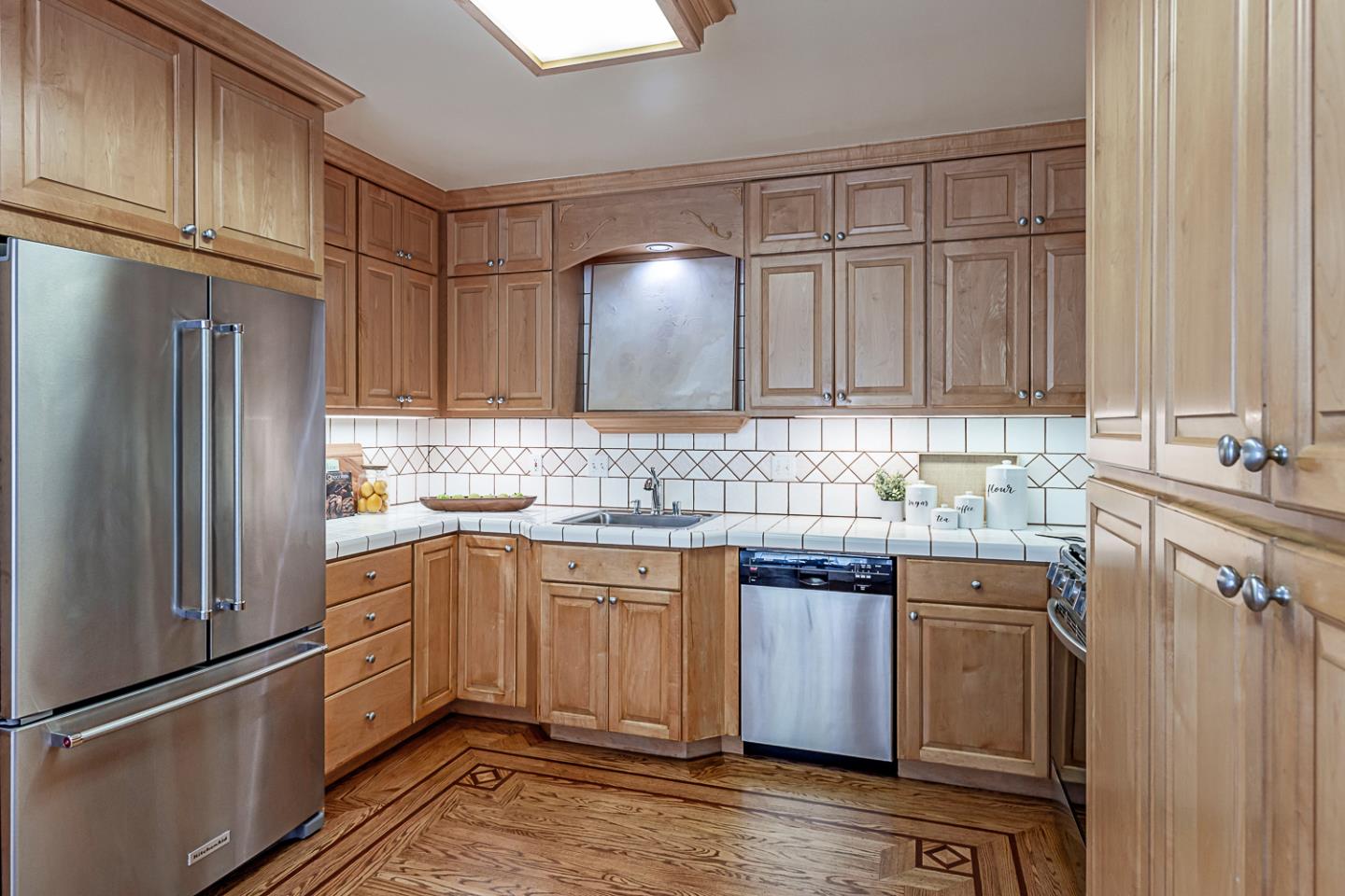 San Mateo, California, 94402, United States, 5 Bedrooms Bedrooms, ,4 BathroomsBathrooms,Residential,For Sale,1901144