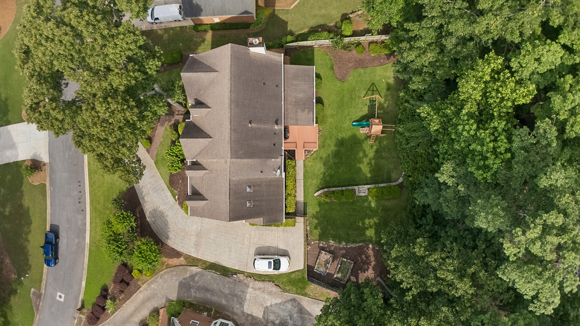  Beautifully Updated Four Bedroom Home in an Active Swim/Tennis Community - 物件實景