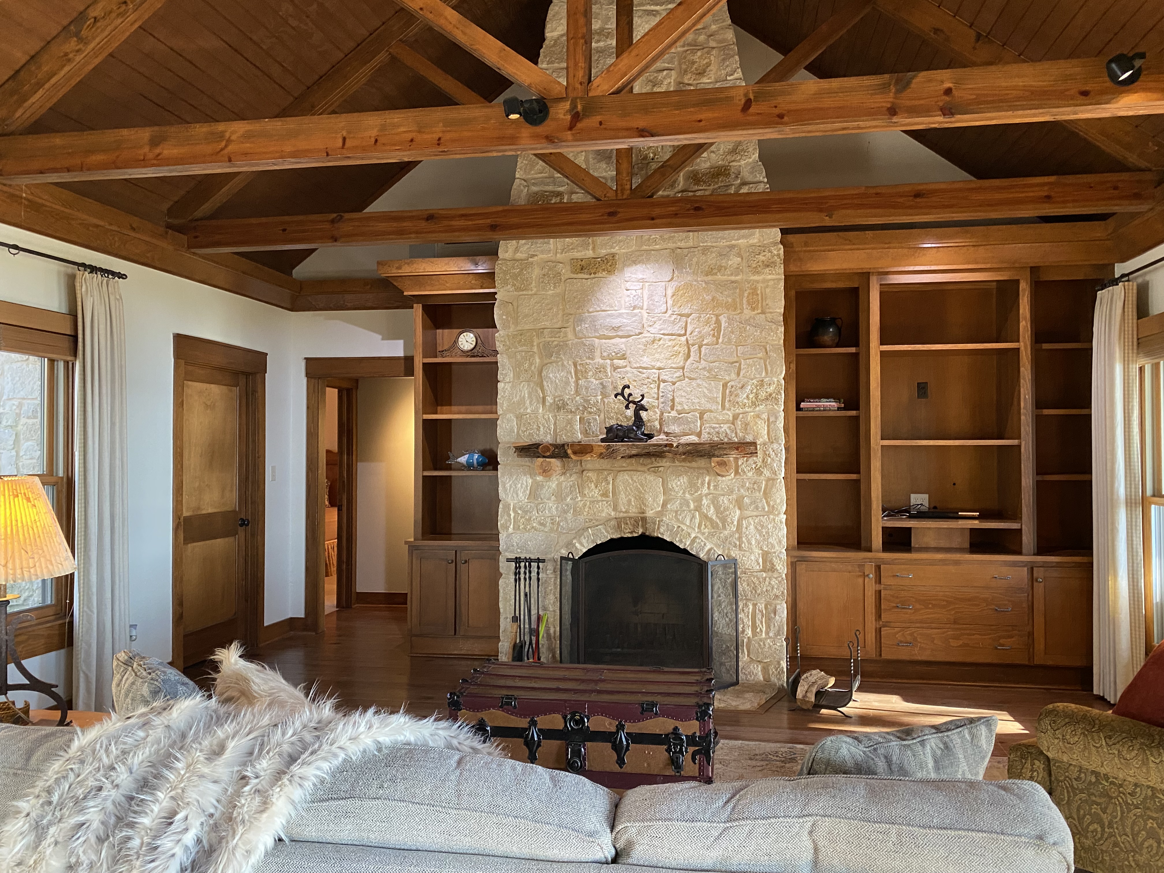 Lone Oak, Texas, 75453, United States, 3 Bedrooms Bedrooms, ,2 BathroomsBathrooms,Residential,For Sale,1880649