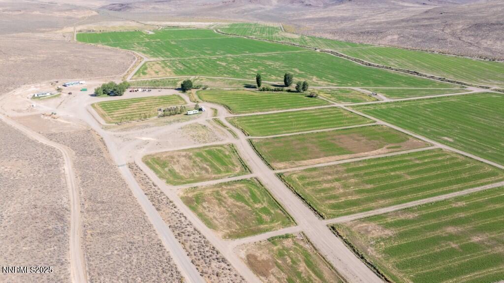 Gerlach, Nevada, 89412, United States, 6 Bedrooms Bedrooms, ,4 BathroomsBathrooms,Residential,For Sale,1986472