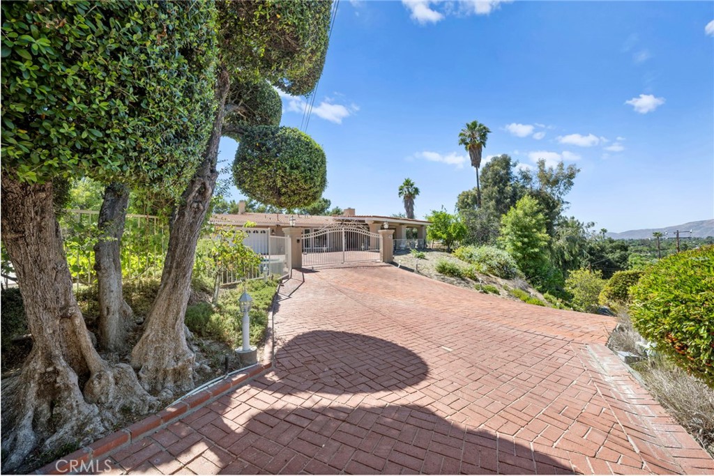 Hemet, California, 92544, United States, 5 Bedrooms Bedrooms, ,4 BathroomsBathrooms,Residential,For Sale,1896645