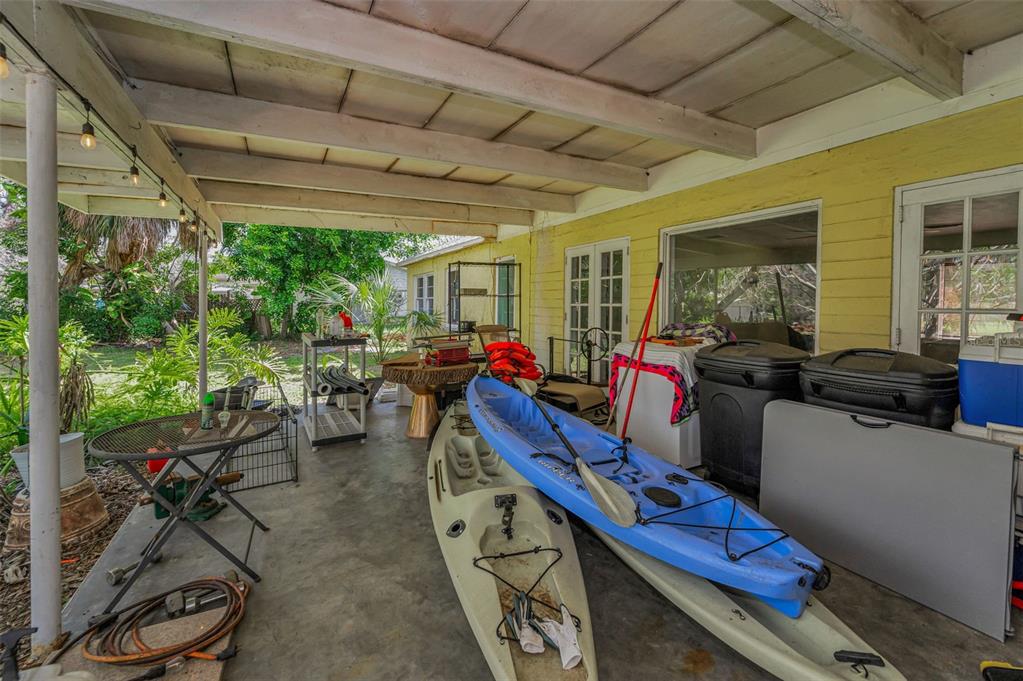 St Petersburg, Florida, 33707, United States, 2 Bedrooms Bedrooms, ,2 BathroomsBathrooms,Residential,For Sale,1926167