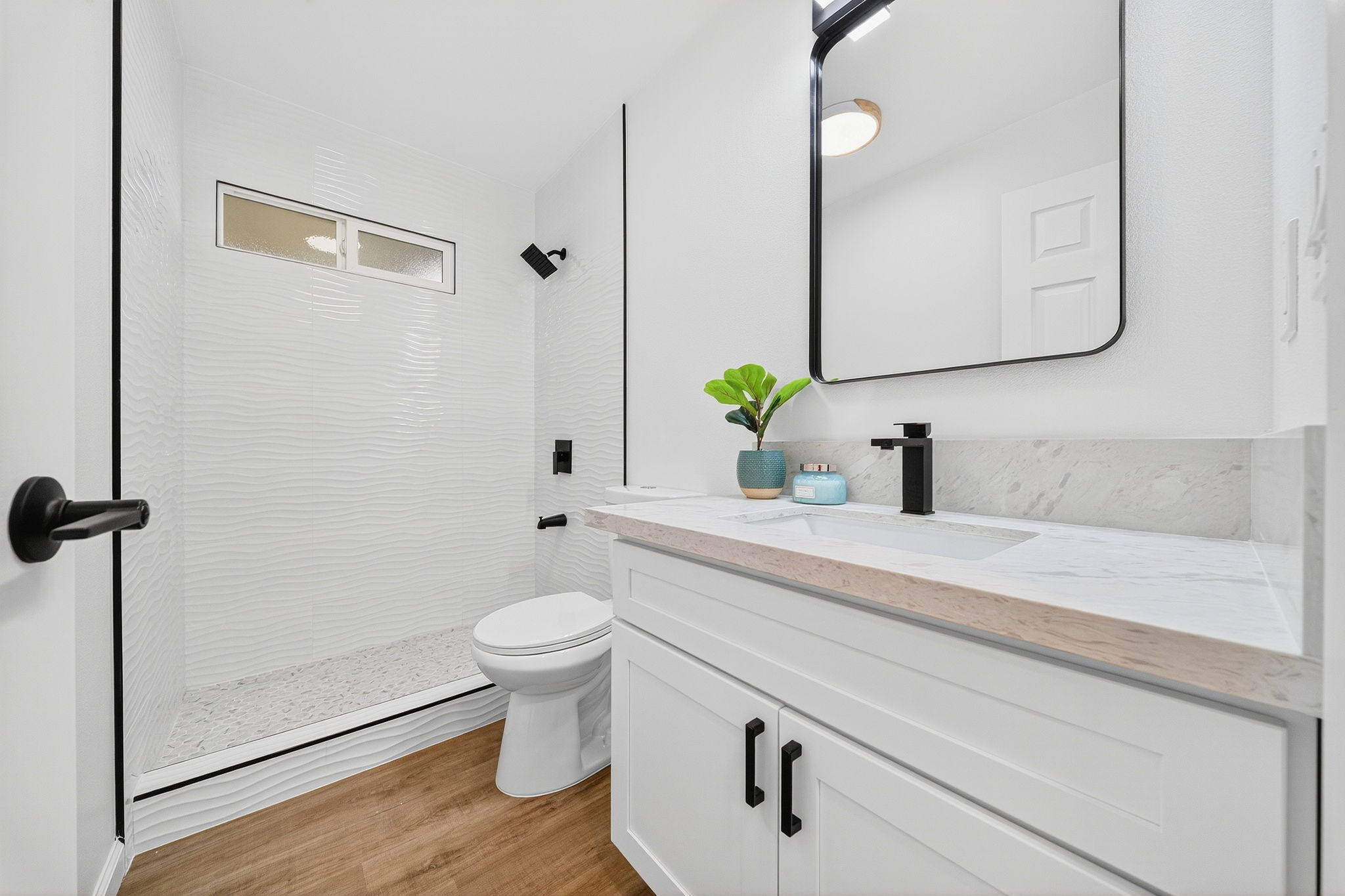 Honolulu, Hawaii, 96818, United States, 4 Bedrooms Bedrooms, ,4 BathroomsBathrooms,Residential,For Sale,2007893