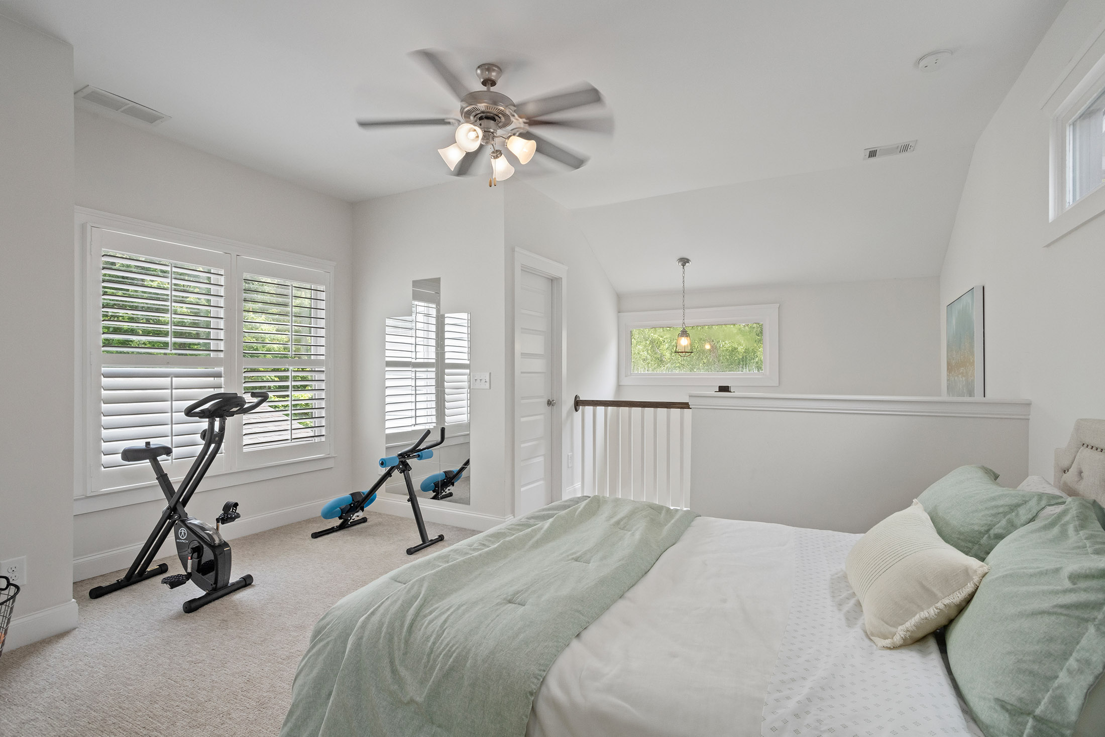  Extraordinary Custom-Built Home in Brookhaven - 物件實景