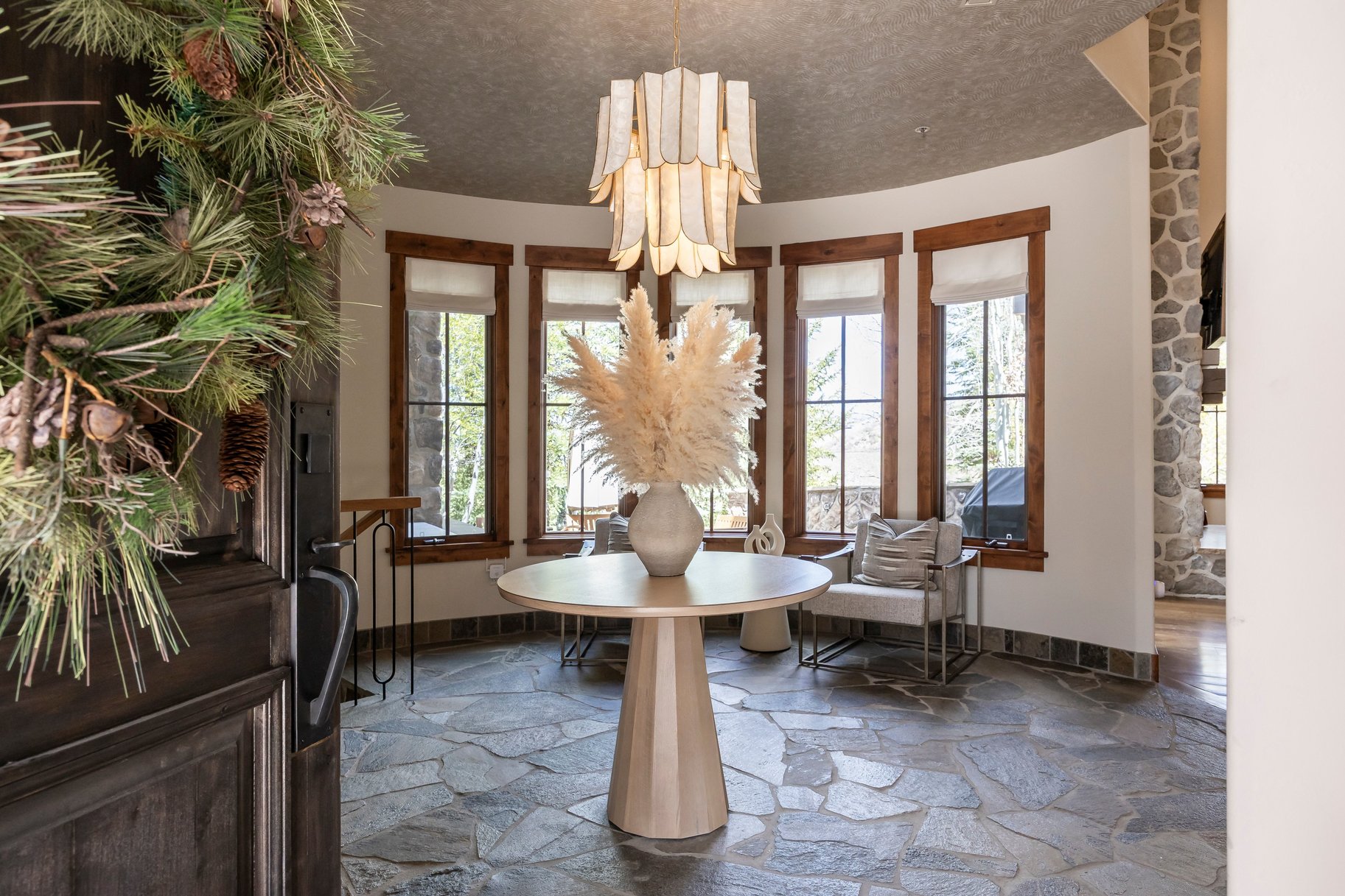  Stunning Remodel with Golf Membership Available in Promontory - 物件實景